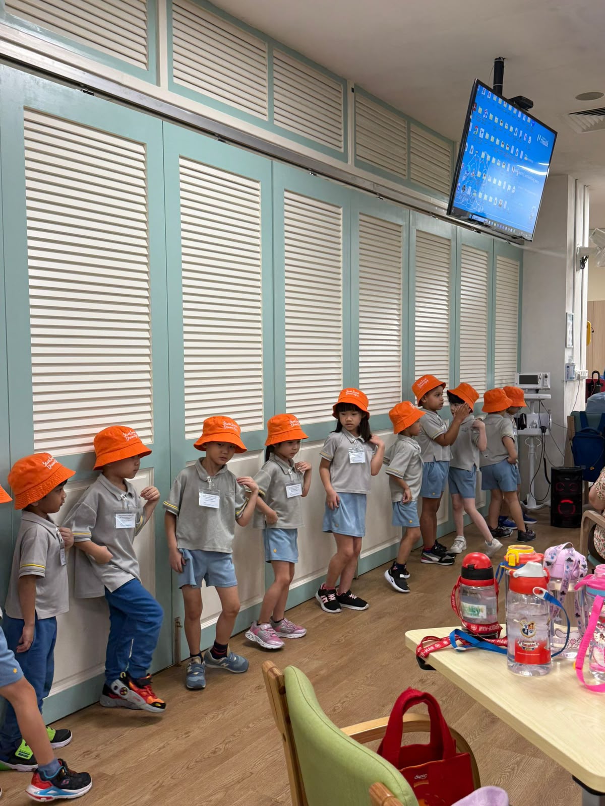 SSDB 2026 -Inspiring Heroes Across Generations:
Cultural Performances at NTUC Health Kampung Admiralty Daycare Centre — photo 5