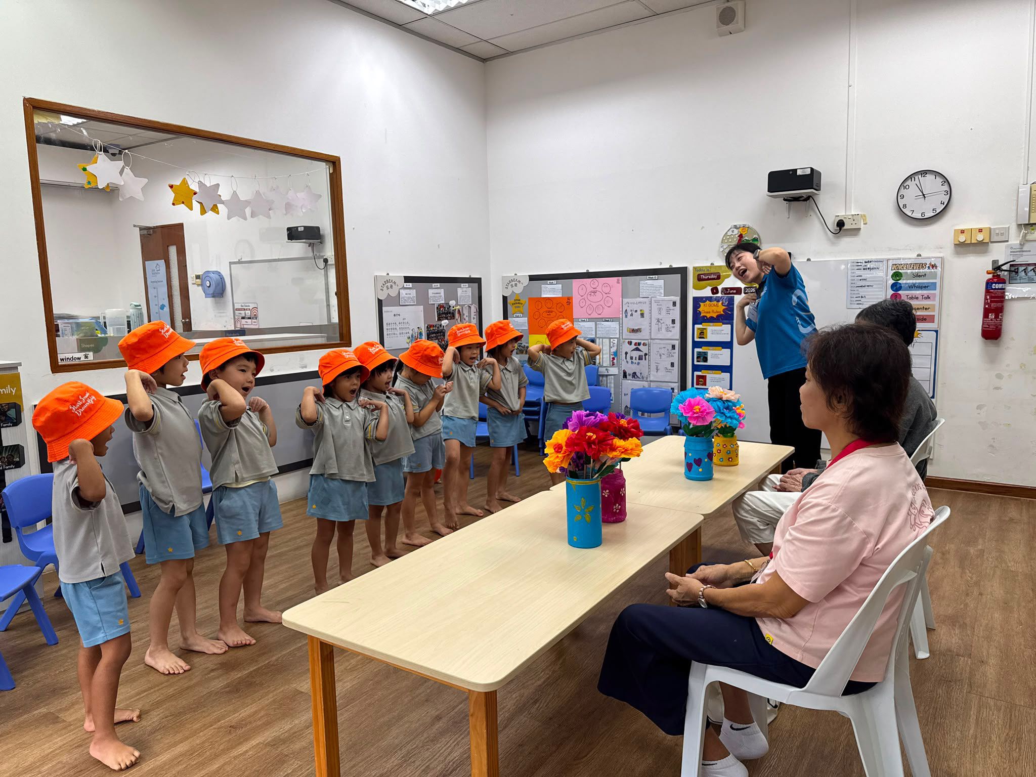 SSDB 2026- Inspiring Heroes Across Generations:
Flower Arrangement with the Seniors! — photo 15