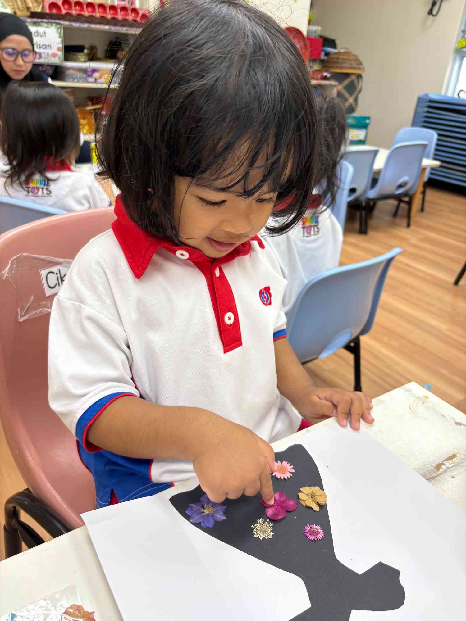 WG894D Activity 2 - Mother's Day
