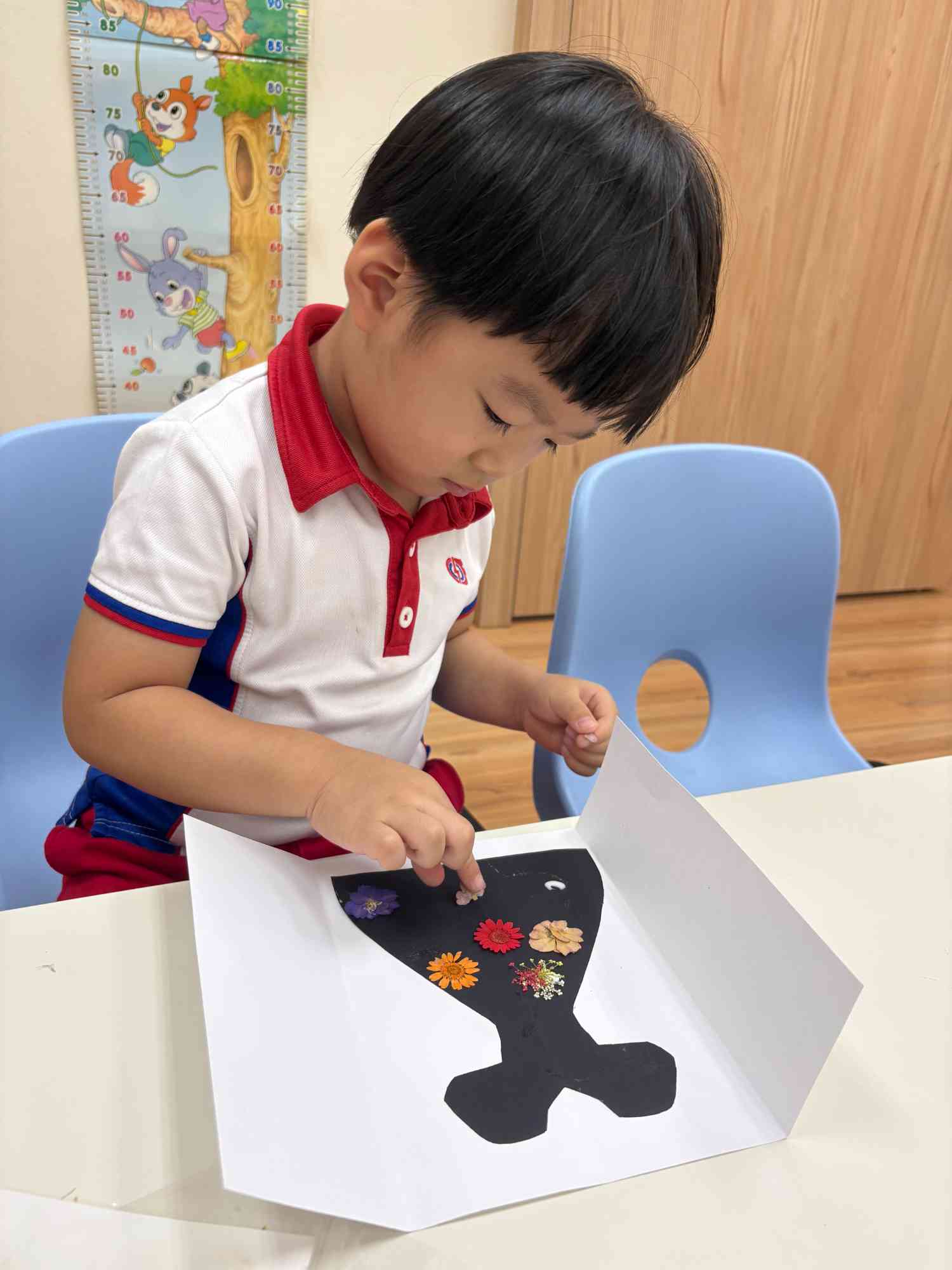 WG894D Activity 2 - Mother's Day — photo 2