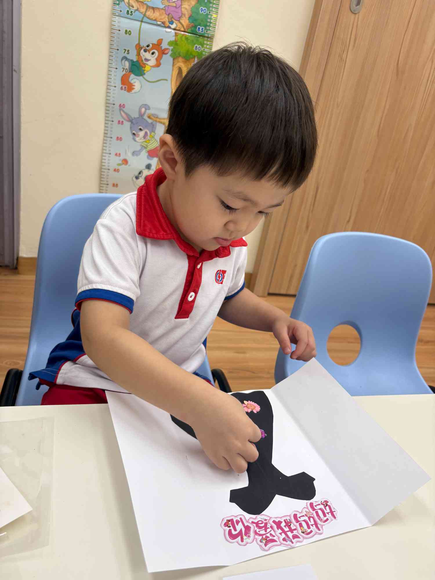 WG894D Activity 2 - Mother's Day — photo 4