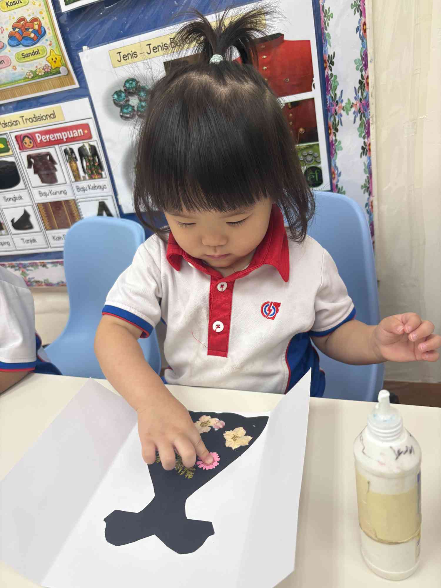 WG894D Activity 2 - Mother's Day — photo 7