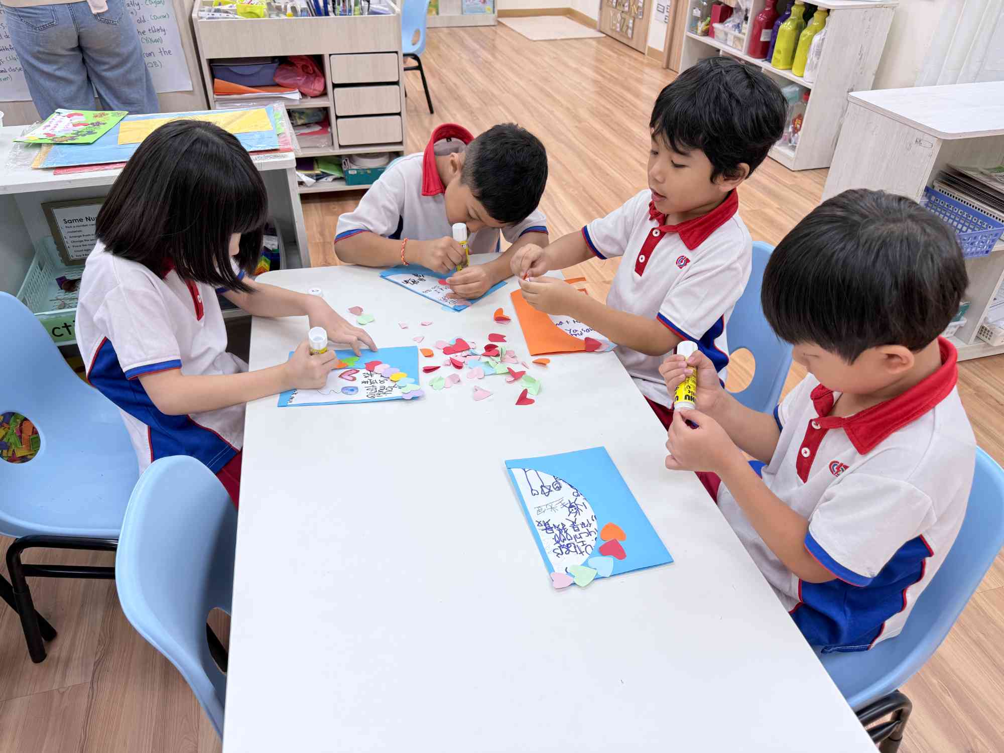 WG894D Activity 2 - Mother's Day — photo 13