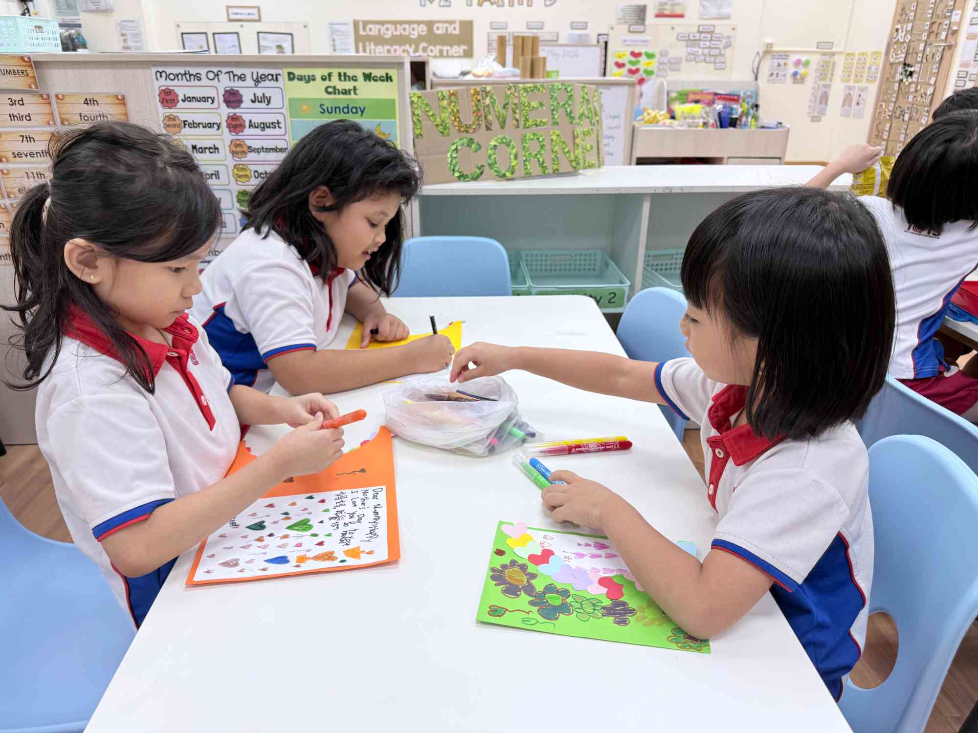 WG894D Activity 2 - Mother's Day — photo 20