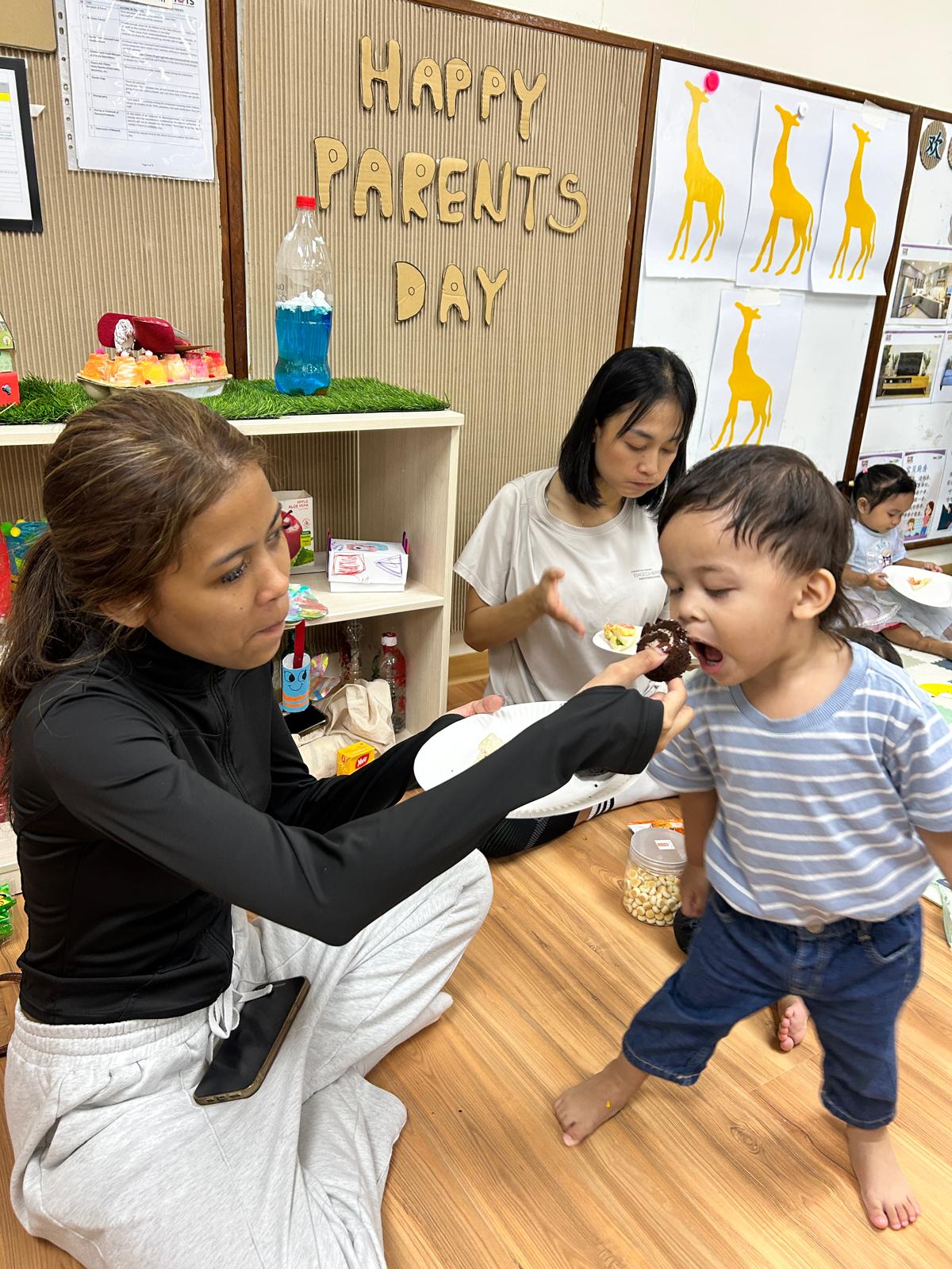 WG894D Activity 6 - Parent's Day — photo 8