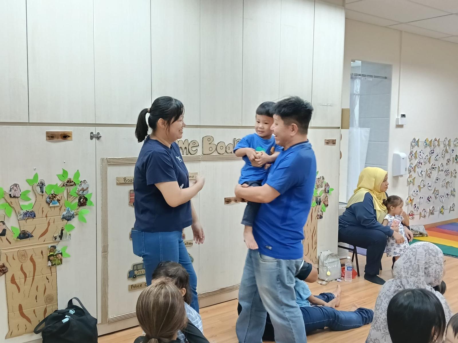 WG894D Activity 6 - Parent's Day — photo 11