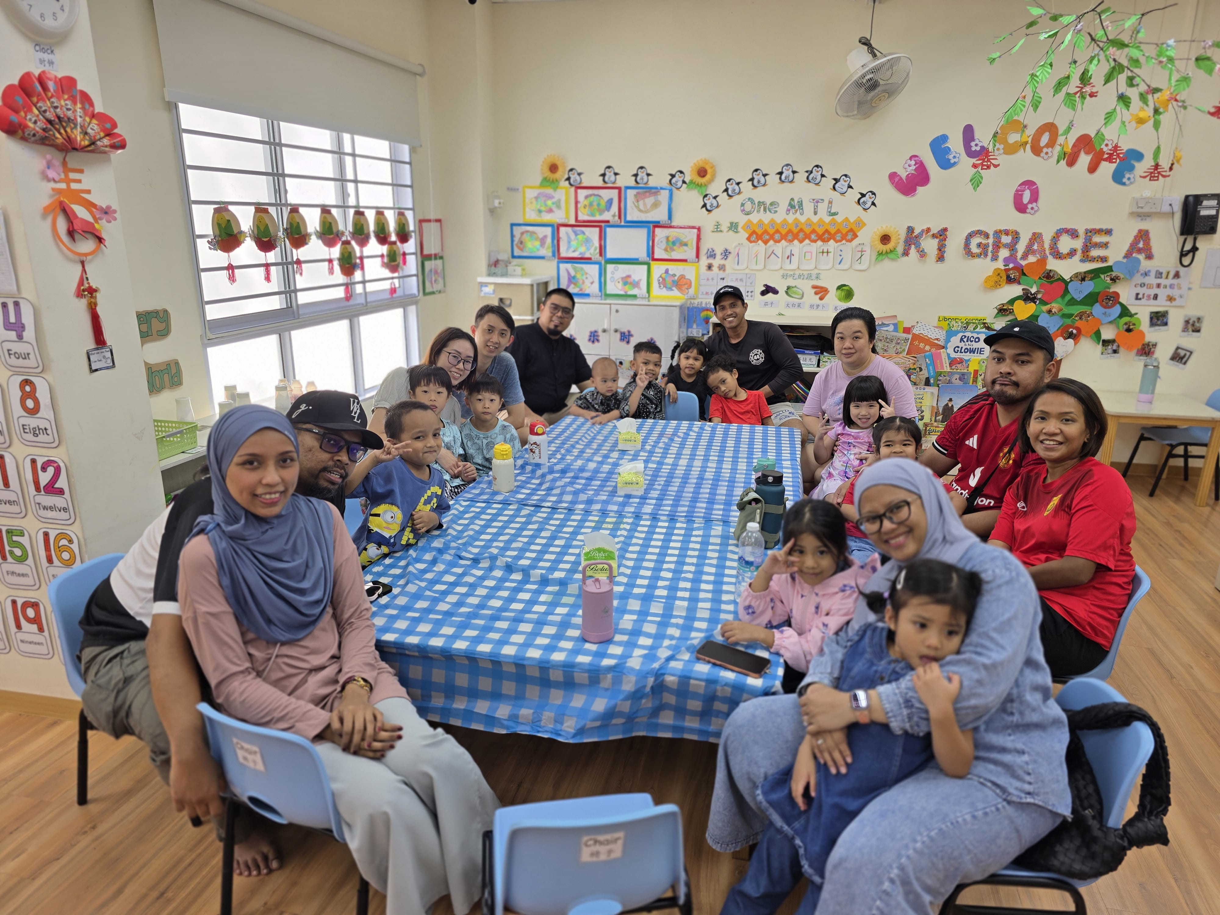 WG894D Activity 6 - Parent's Day — photo 18