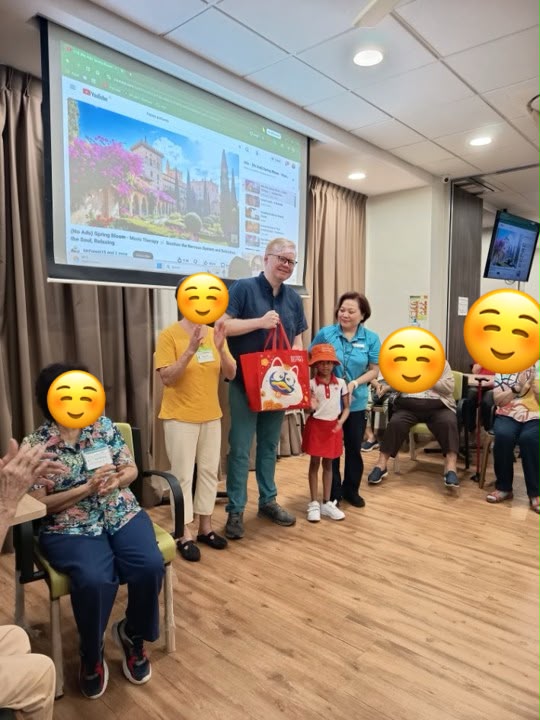 Intergenerational Programme and Food Donation Drive at St Luke’s ElderCare — photo 5