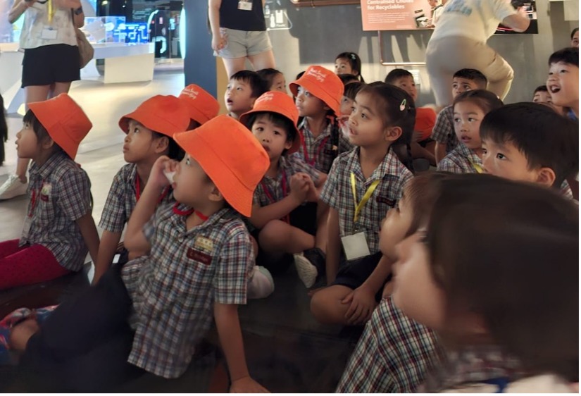 SSDB Excursion to the Sustainable Singapore Gallery — photo 1
