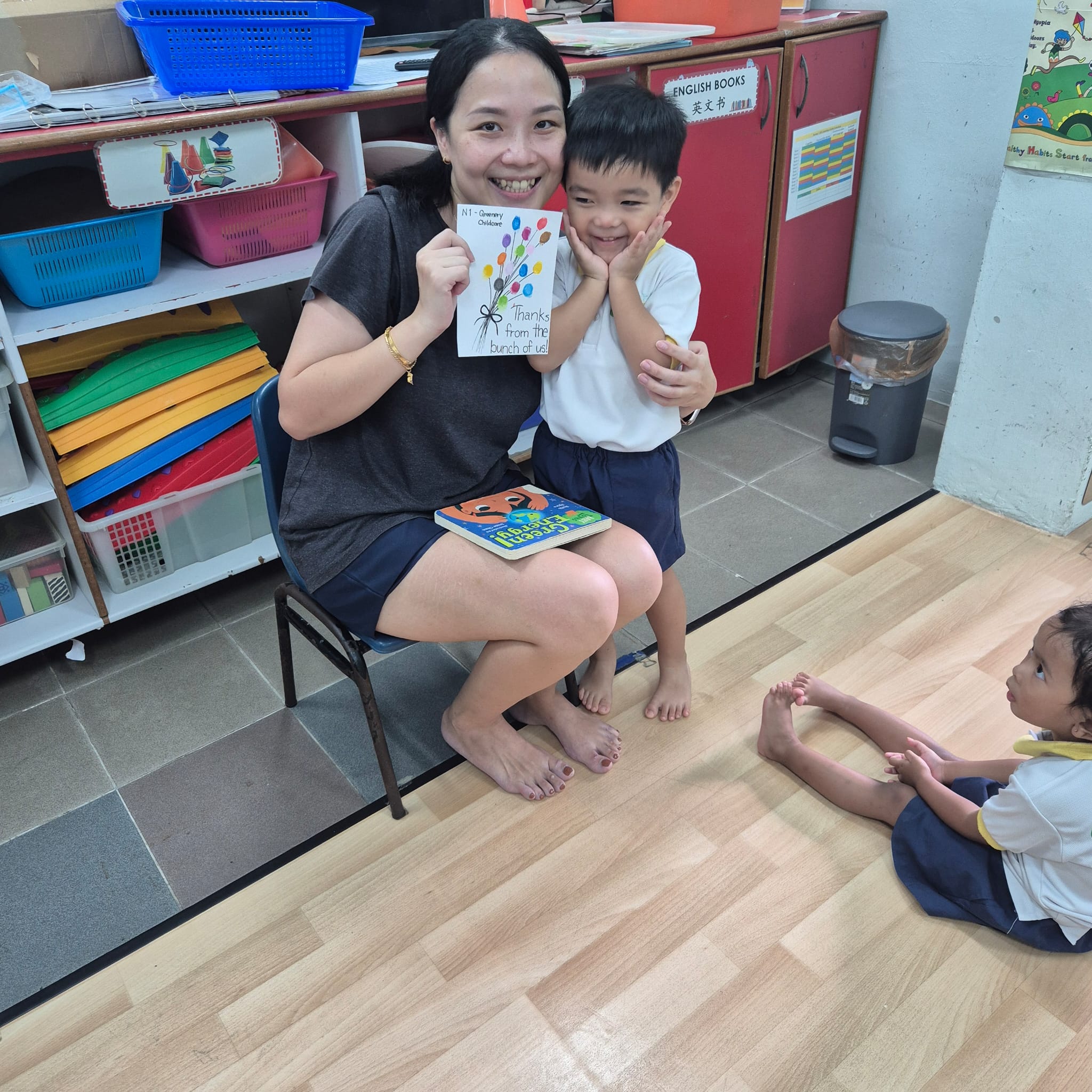 Little Planet Super Heroes - Part 1 (Storytelling by Parent Volunteers) — photo 9