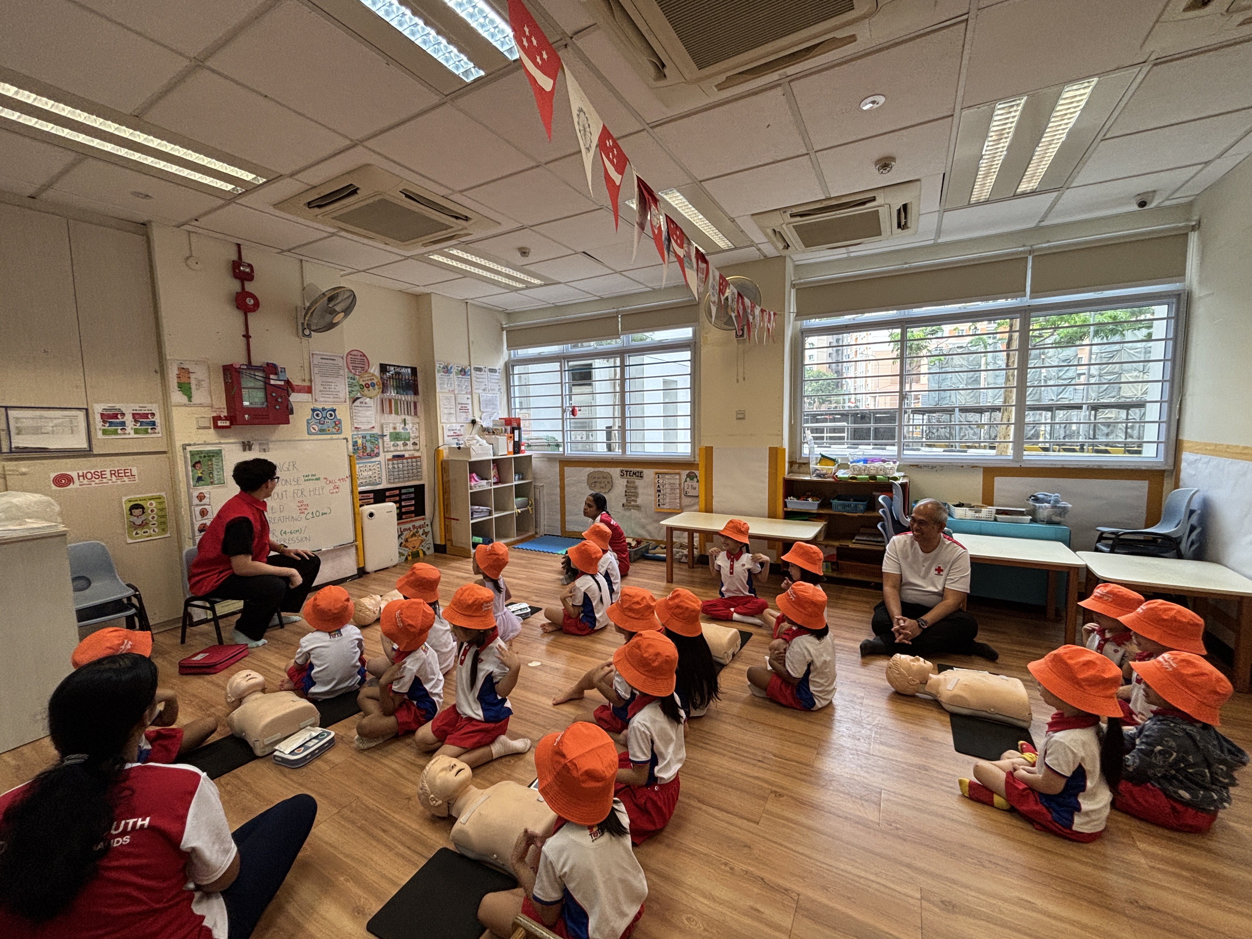 Intergeneration Day cum Red Cross Workshop- PCF SPARKLETOTS @ PUNGGOL COAST 303A — photo 16