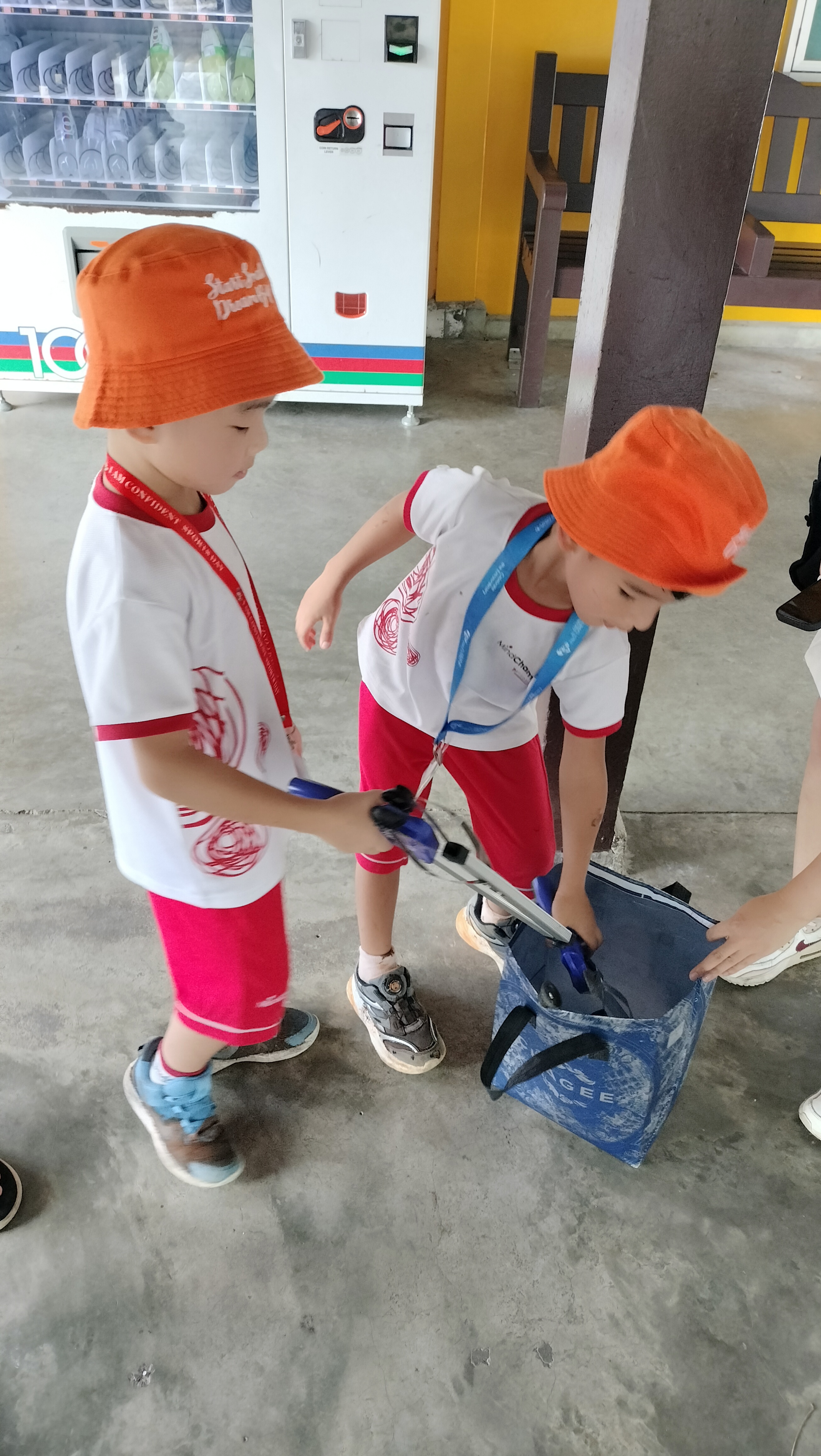 MCYCK Caring for Nature and Environment: Park Clean-up