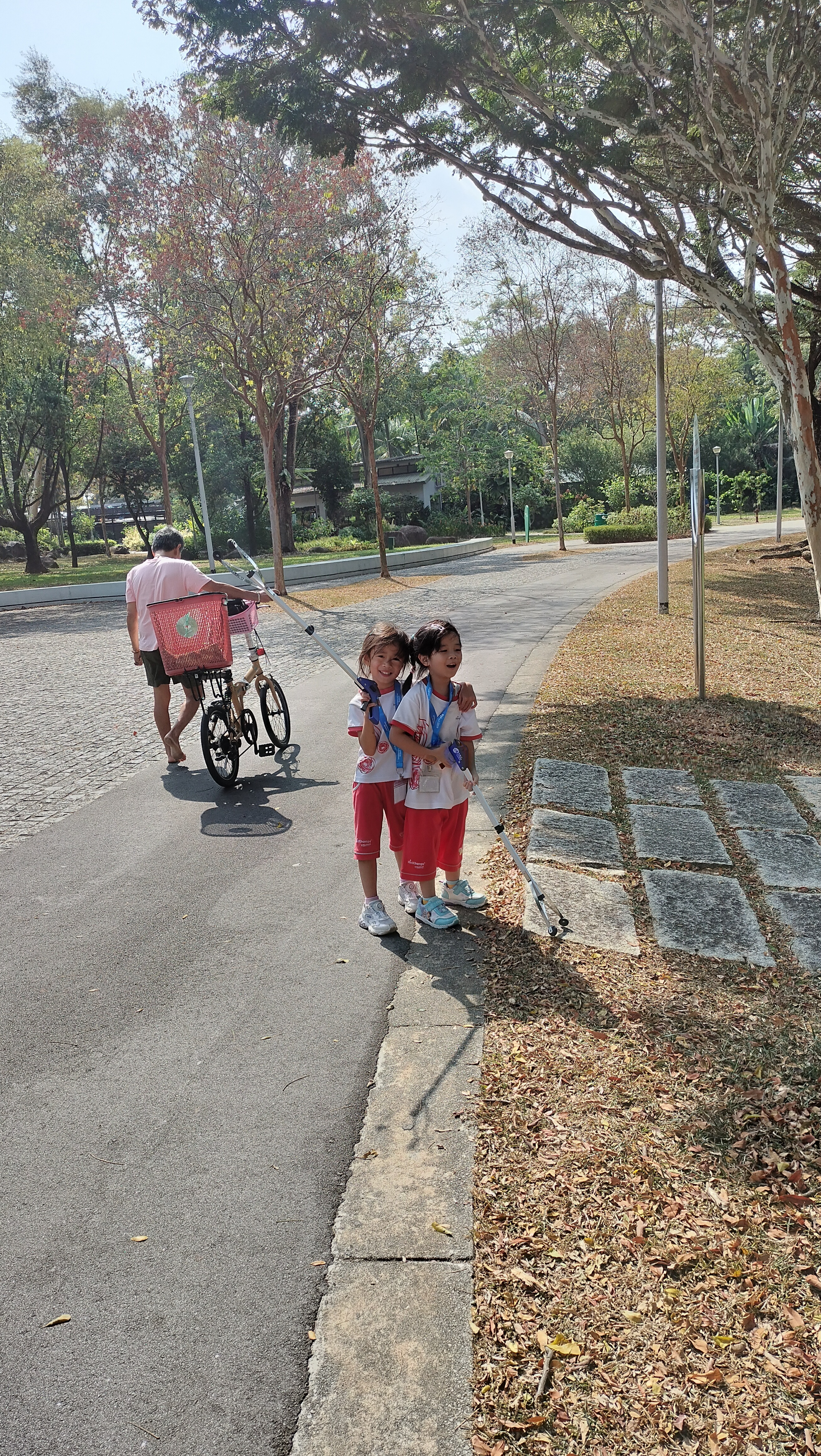 MCYCK Caring for Nature and Environment: Park Clean-up — photo 10