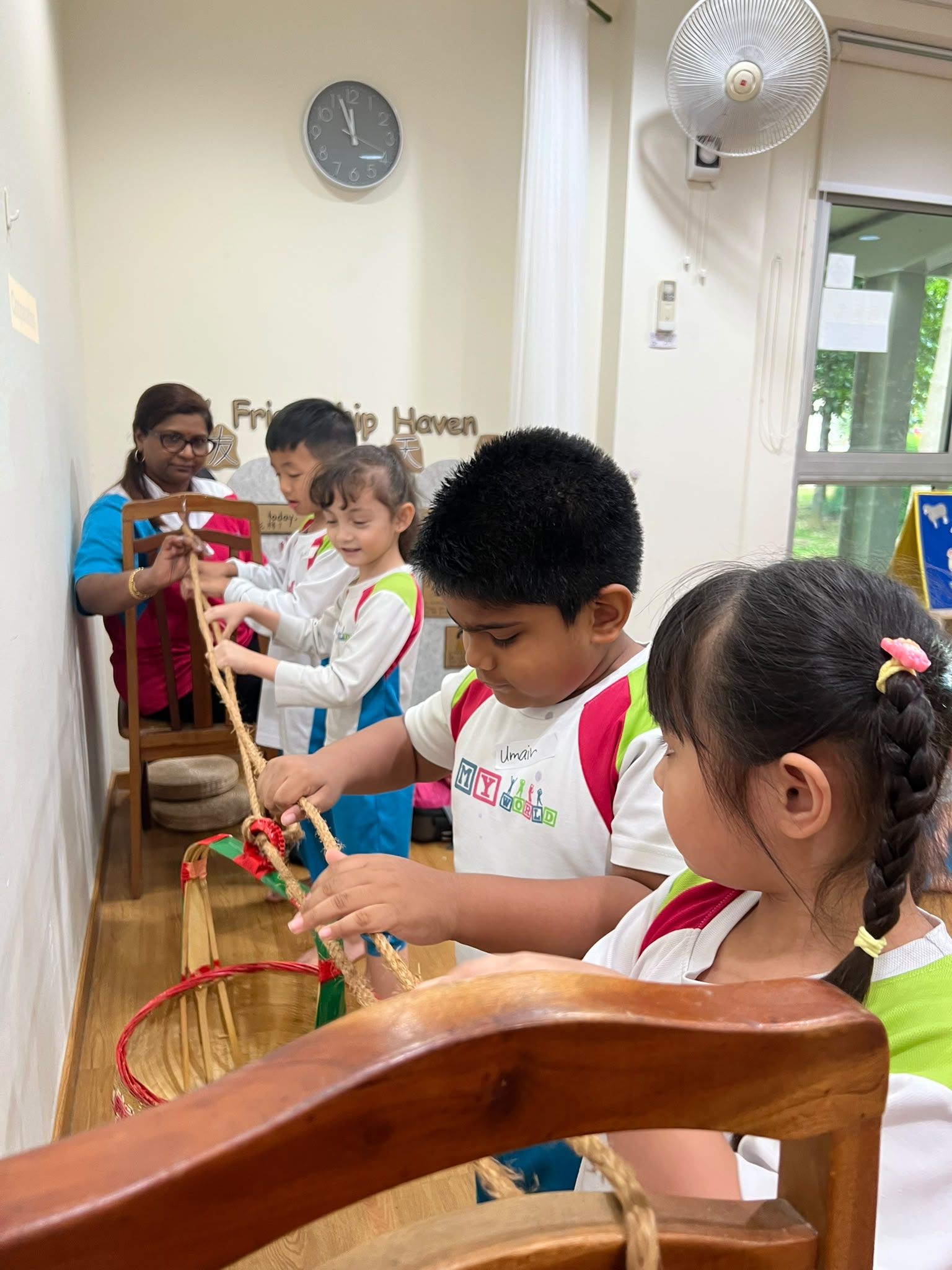 Learning 4 different cultures through books — photo 7
