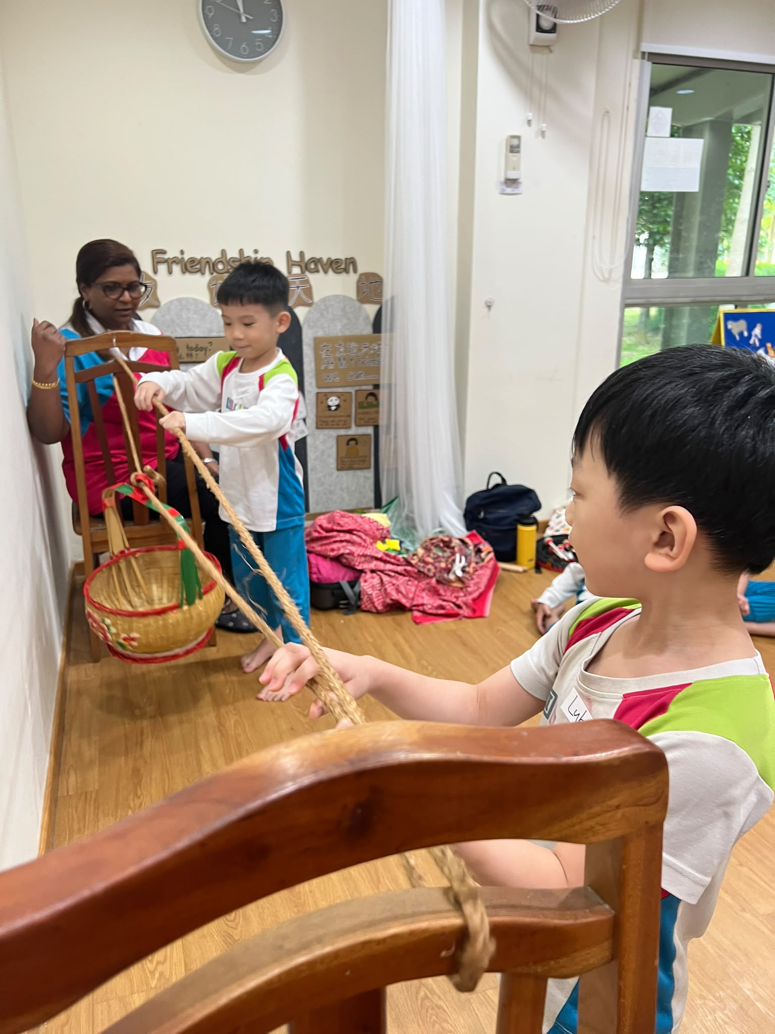 Learning 4 different cultures through books — photo 8