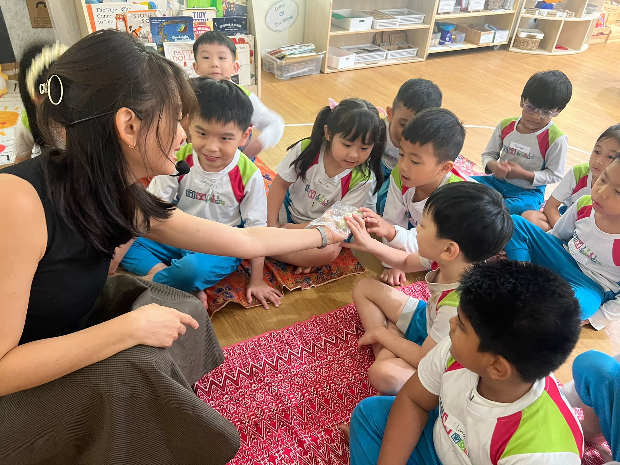 Learning 4 different cultures through books — photo 13