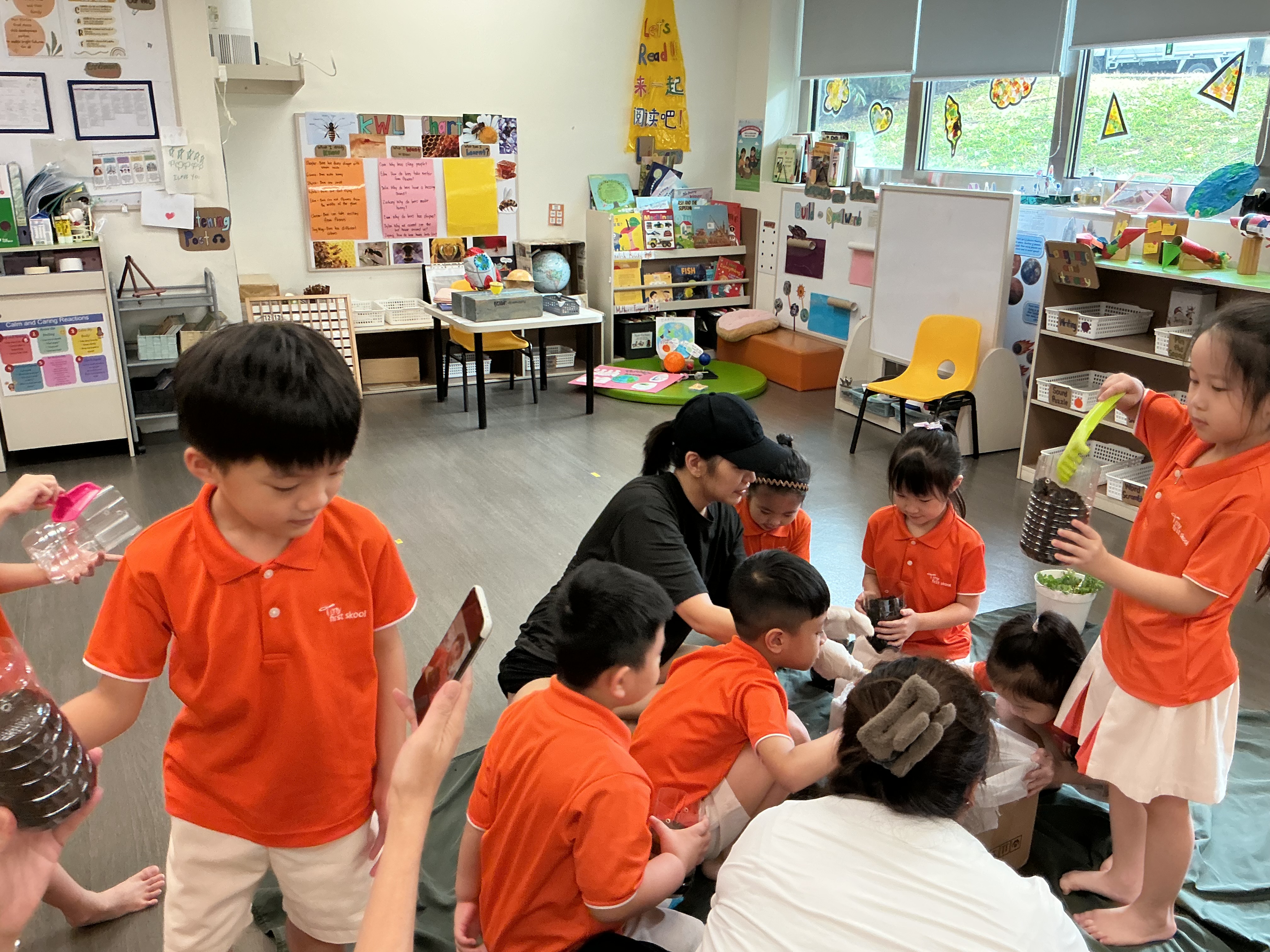 Potting and Planting Session — photo 15