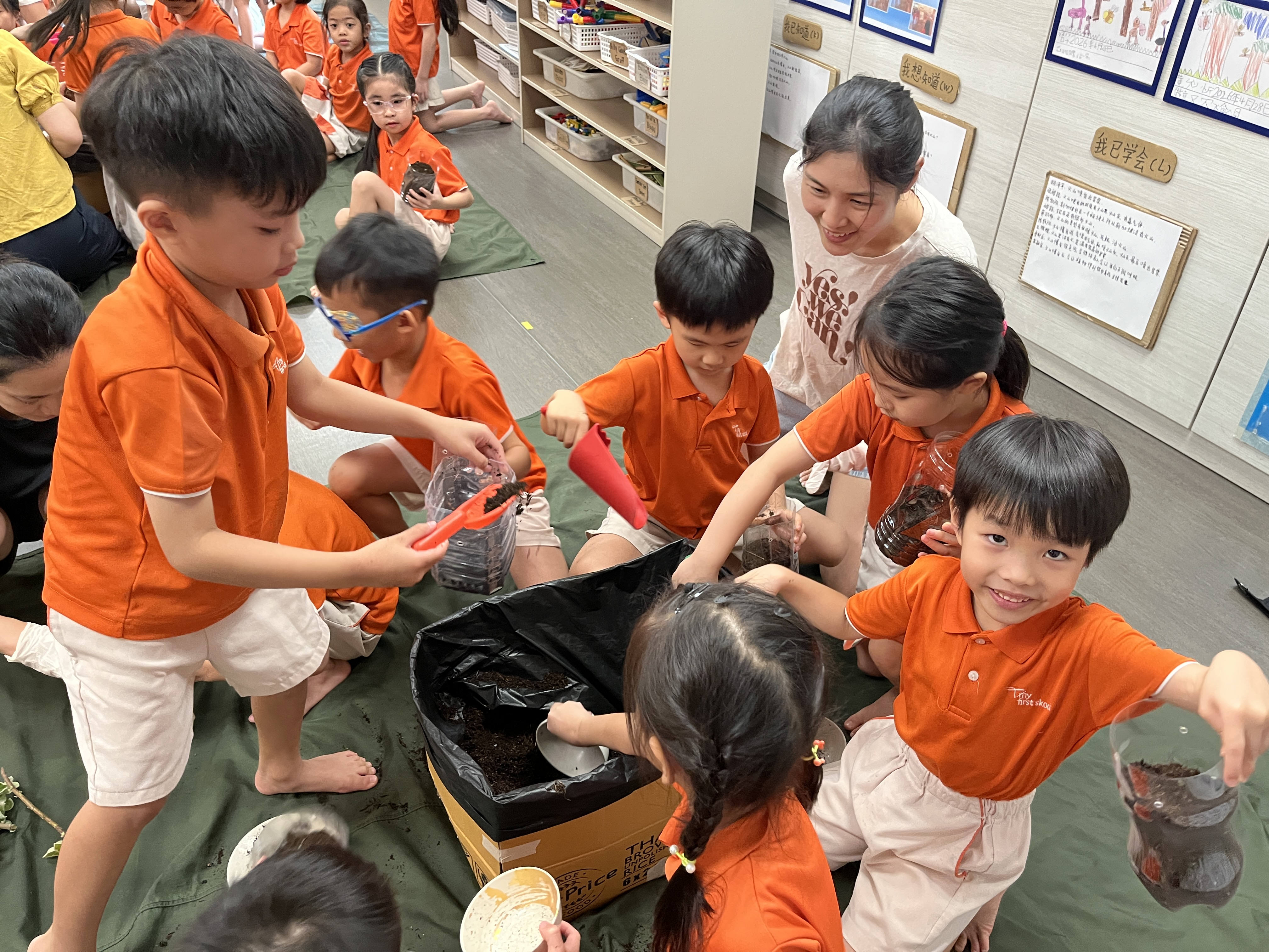 Potting and Planting Session — photo 26