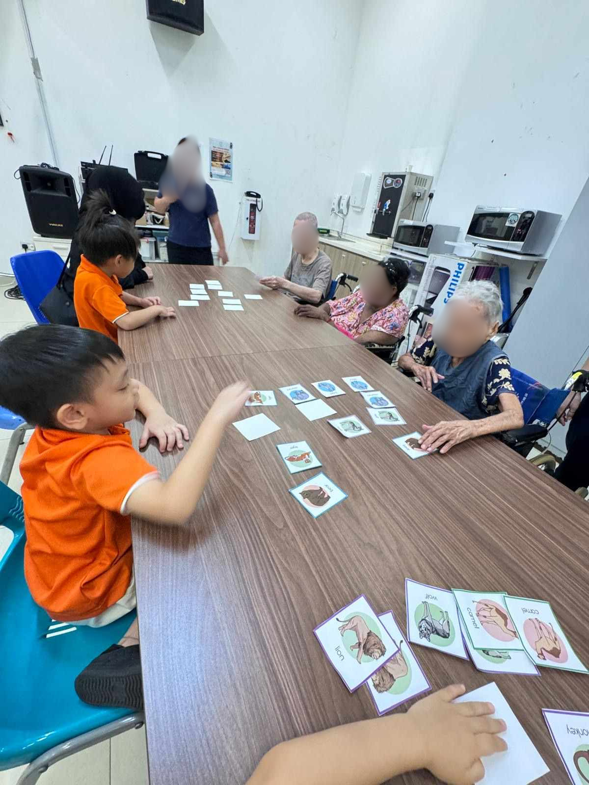 Visit to THK Elderly Home — photo 4