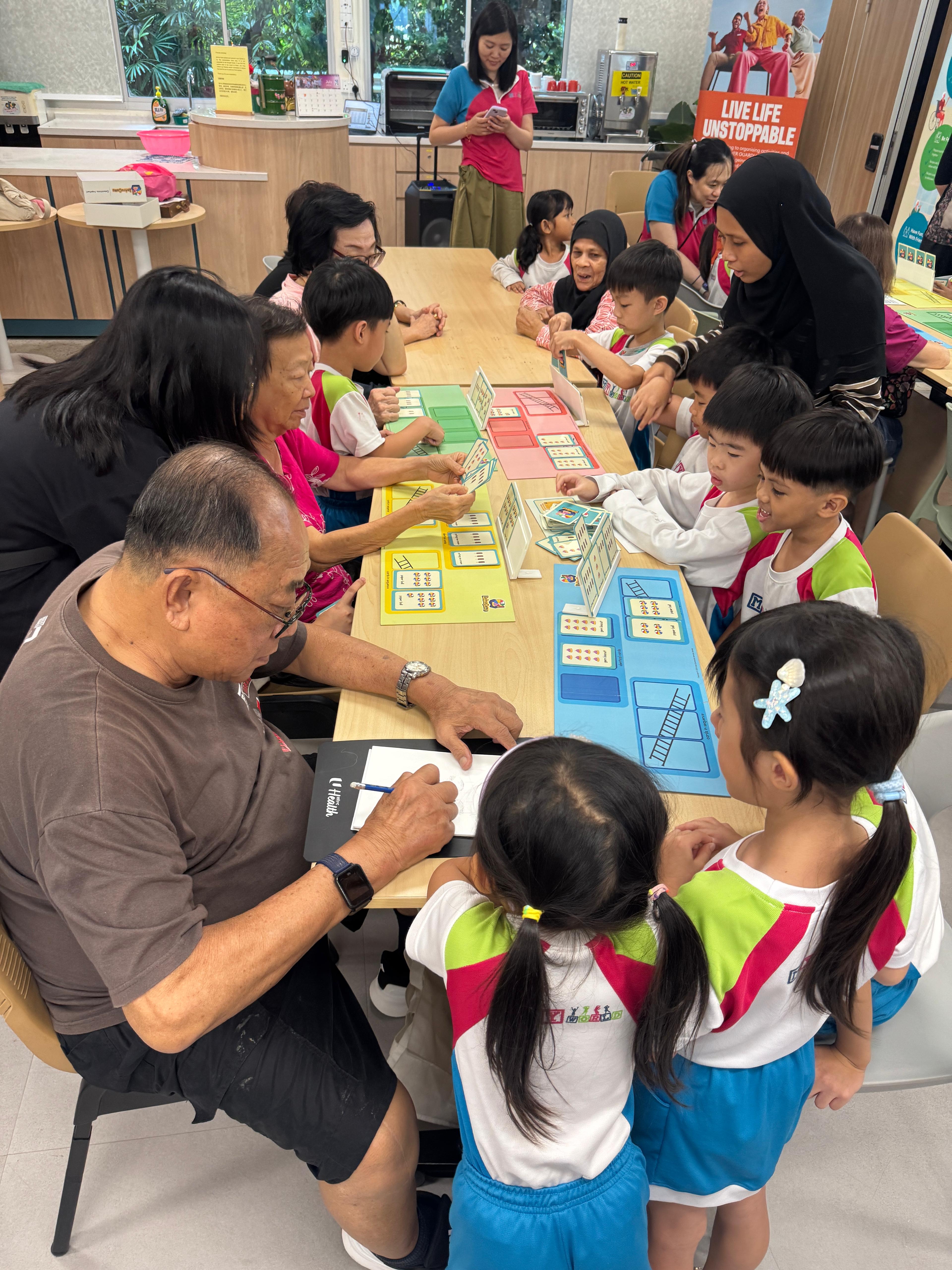 RetroGems: Bridging Generations, Creating Memories — photo 6