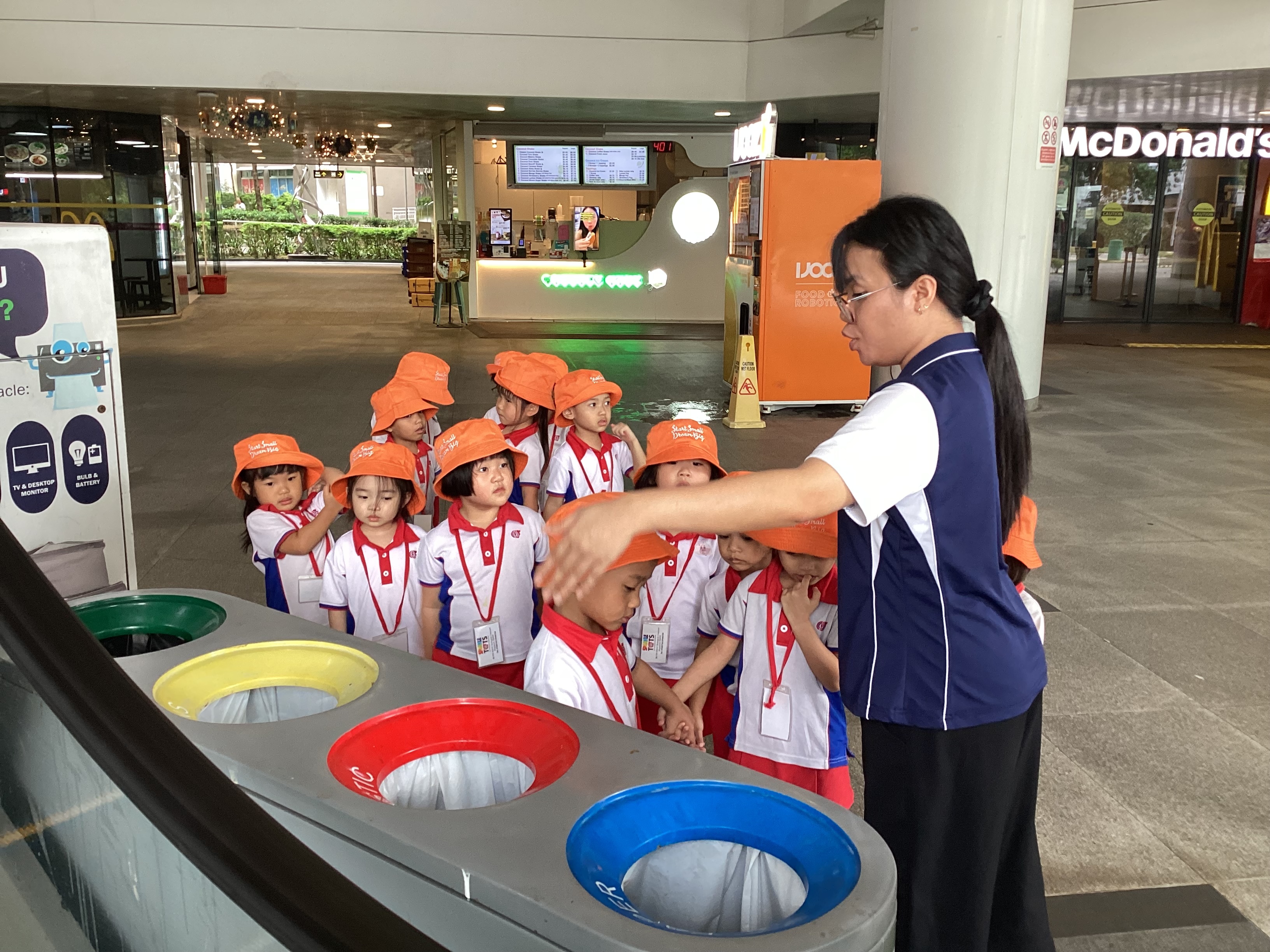 Return Right Reverse Vending Machine @SG — photo 9