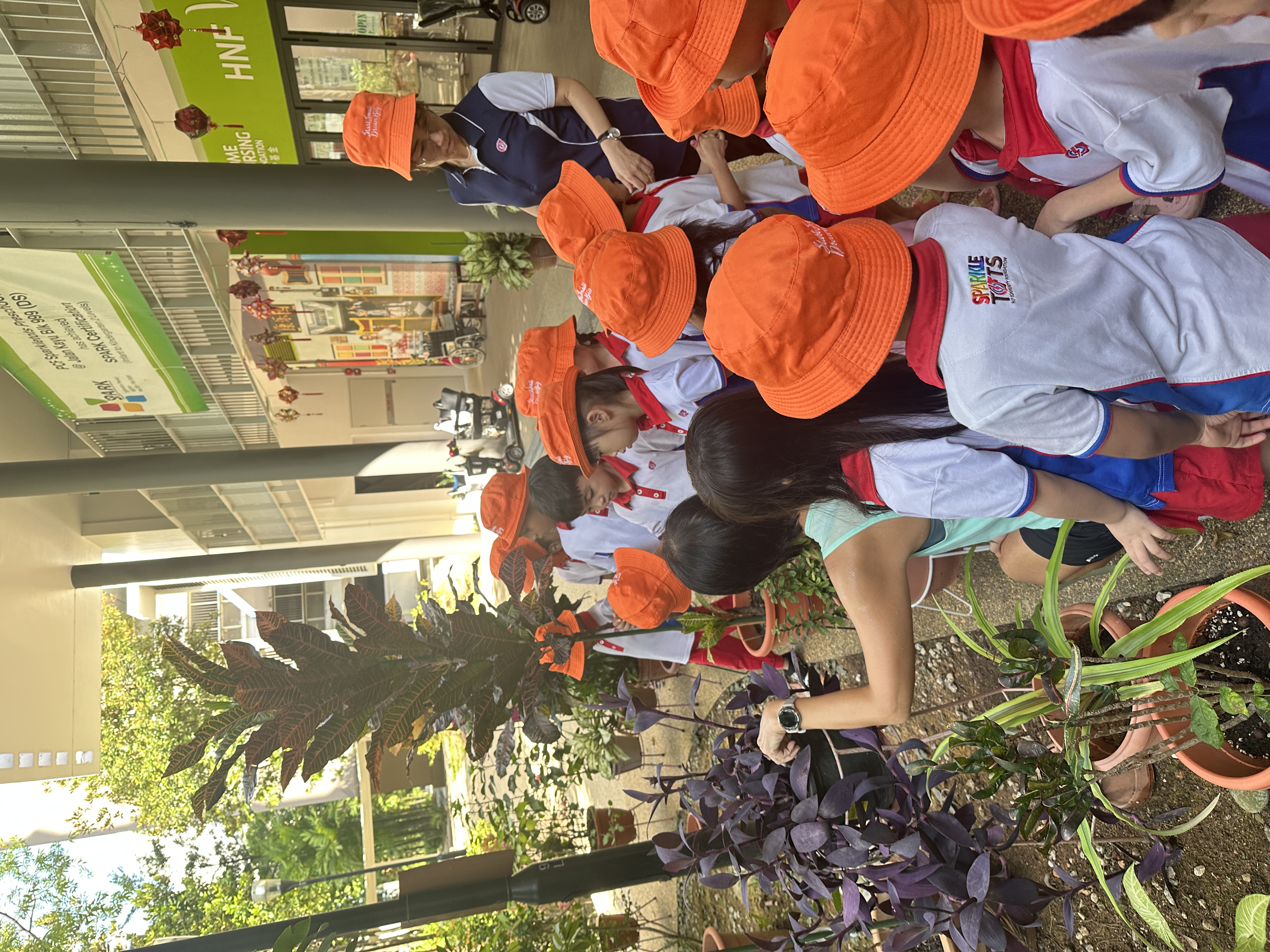Intergenerational Planting — photo 4