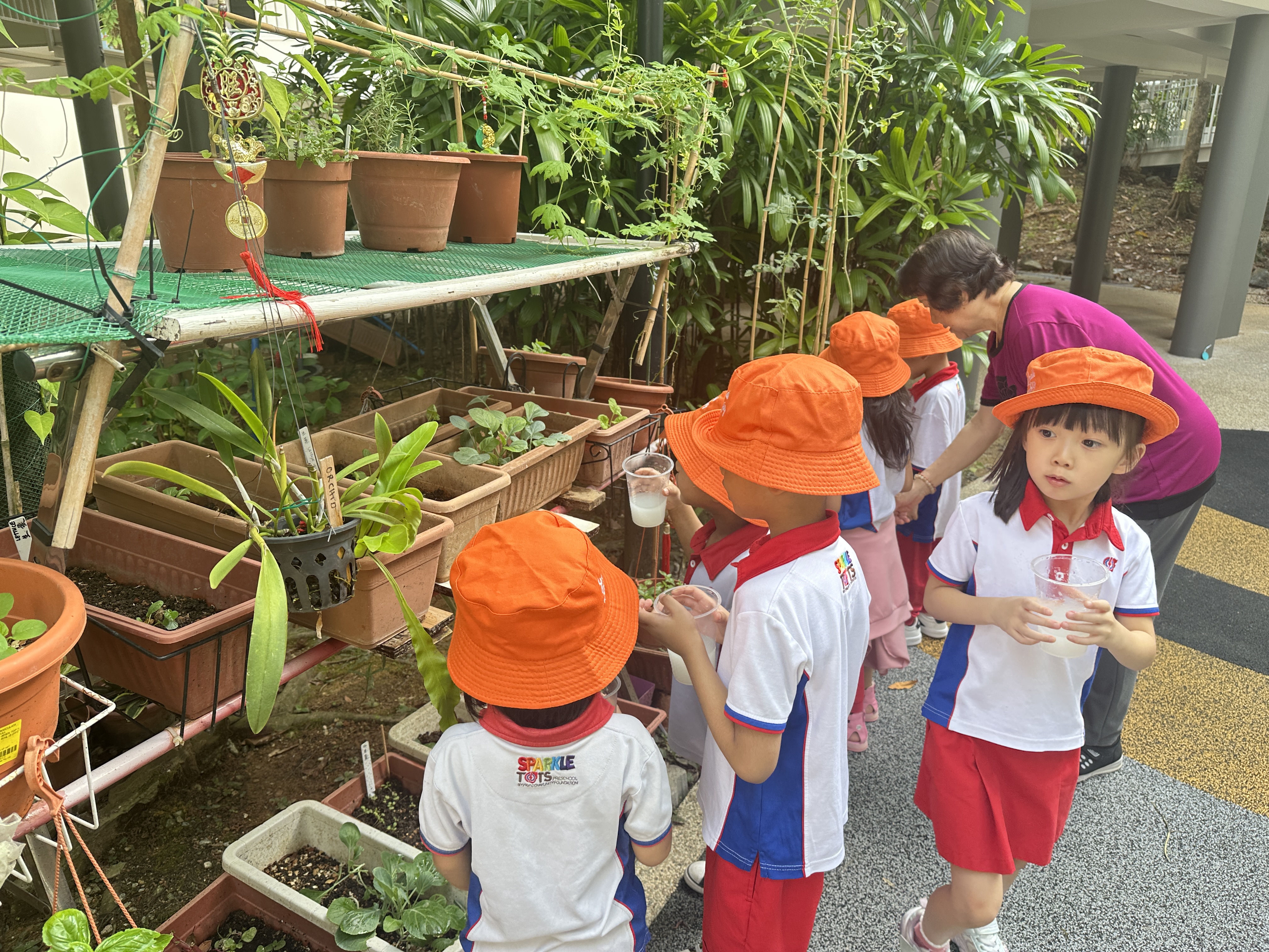 Intergenerational Planting — photo 13