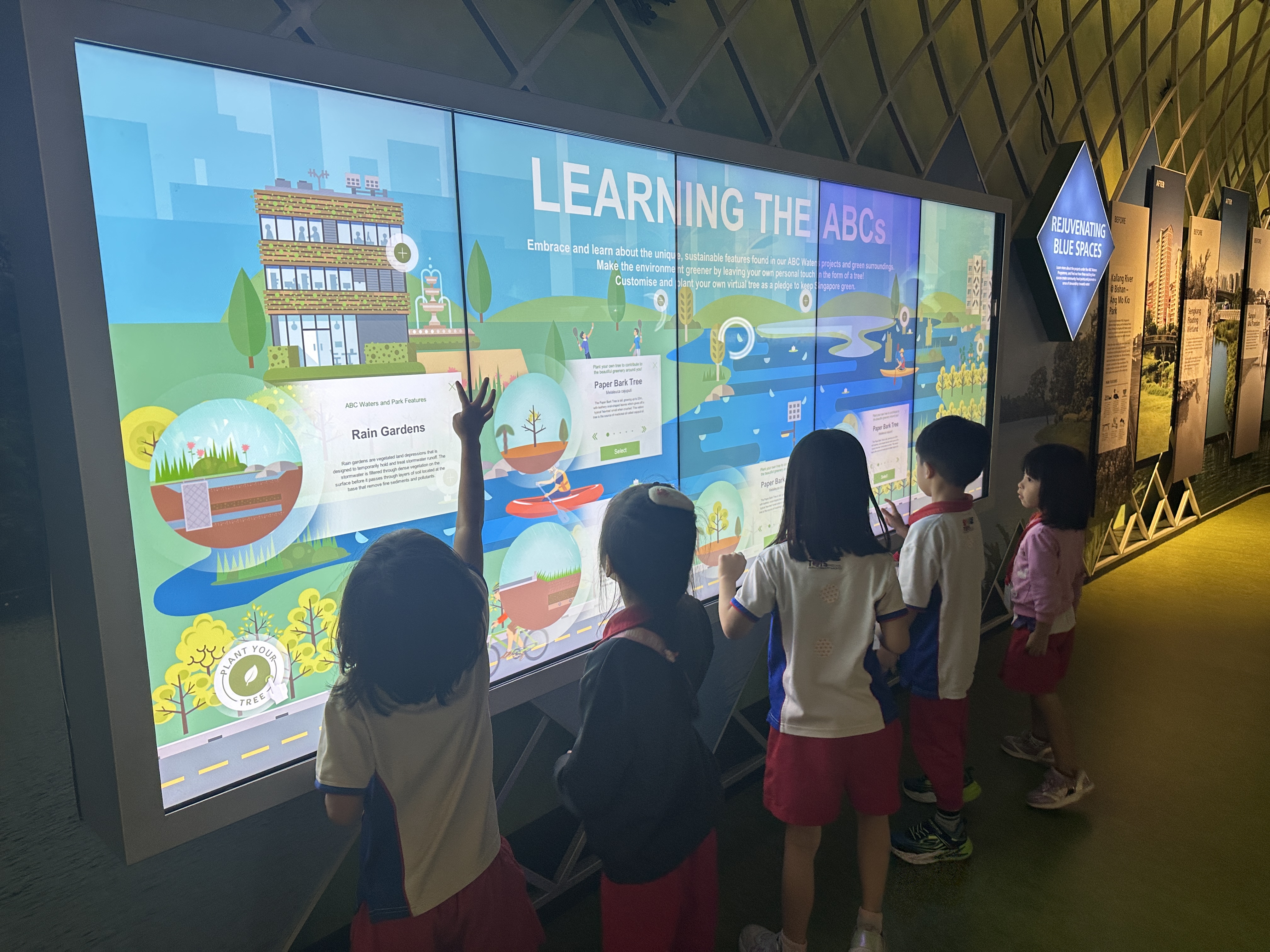 Visit to Sustainability Gallery — photo 12