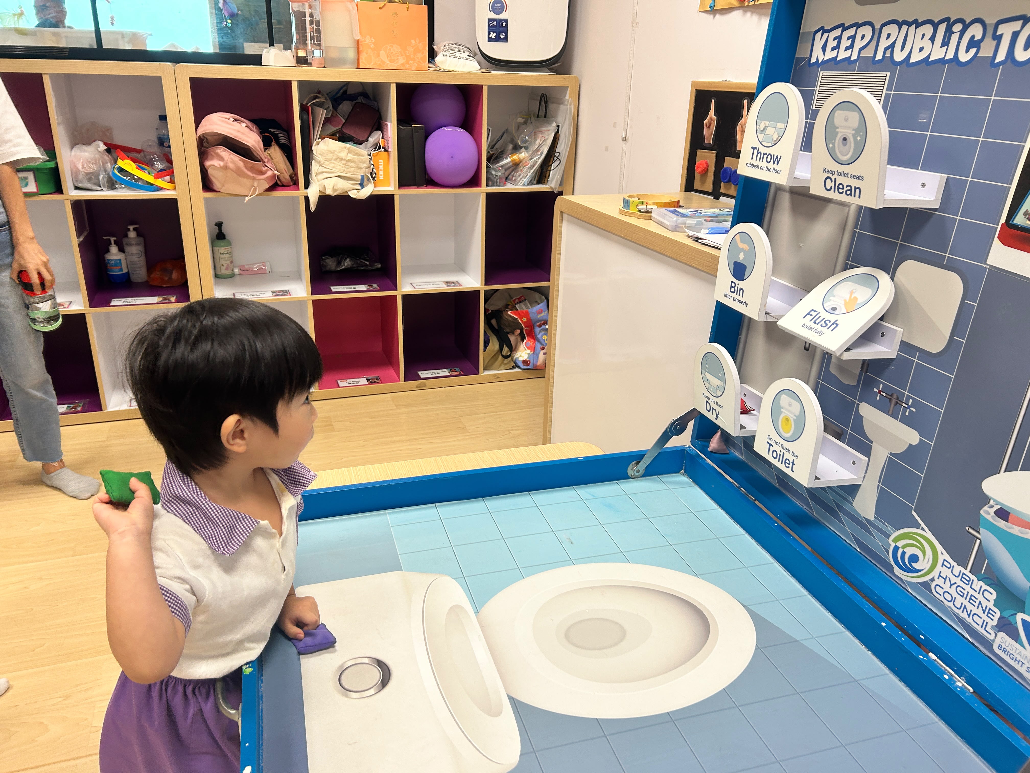 Bringing Public Hygiene Learning to Our Families via Family Day Carnival — photo 17