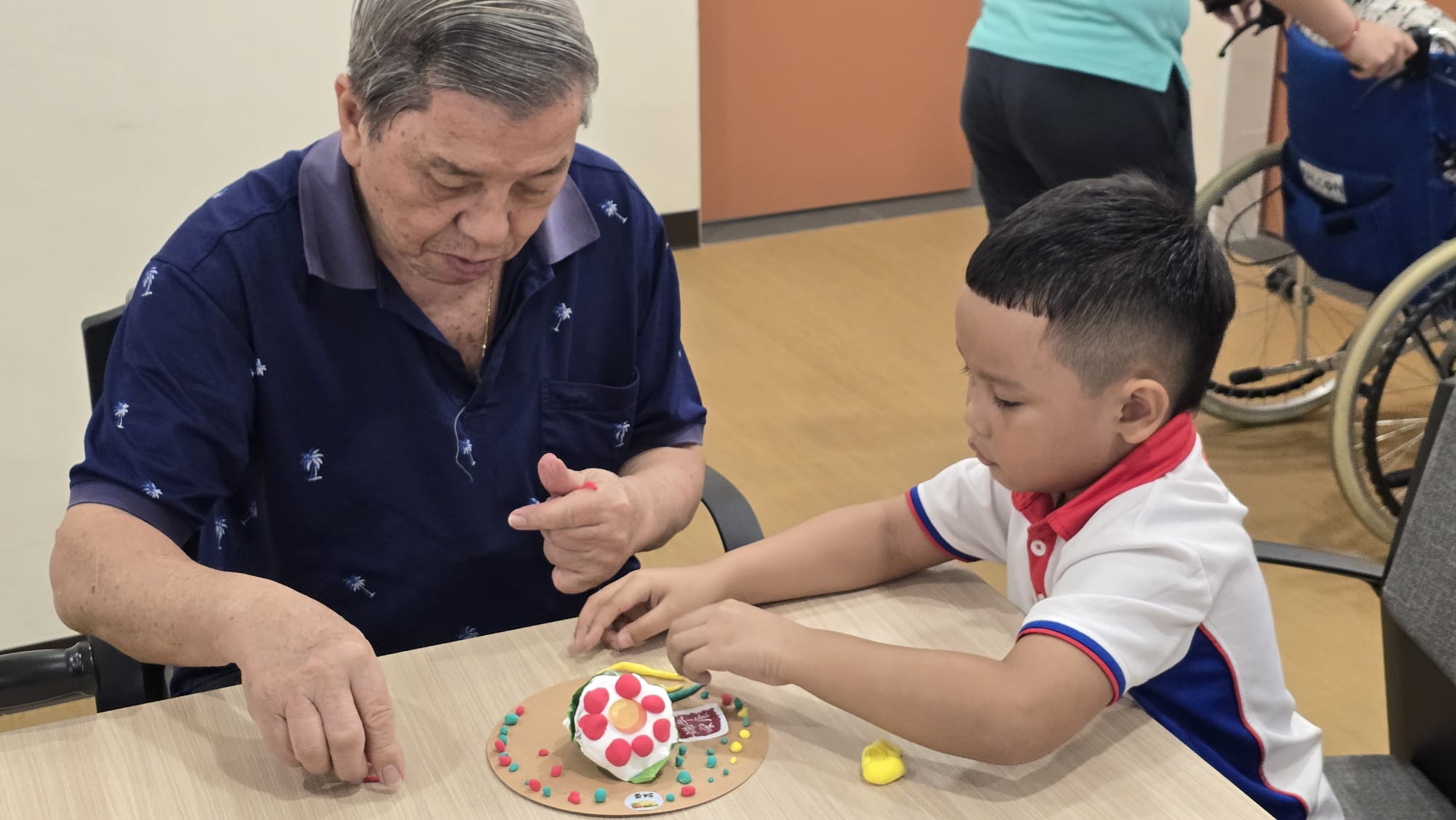 Building Bridges Across Generations: An Intergenerational Learning Journey — photo 18