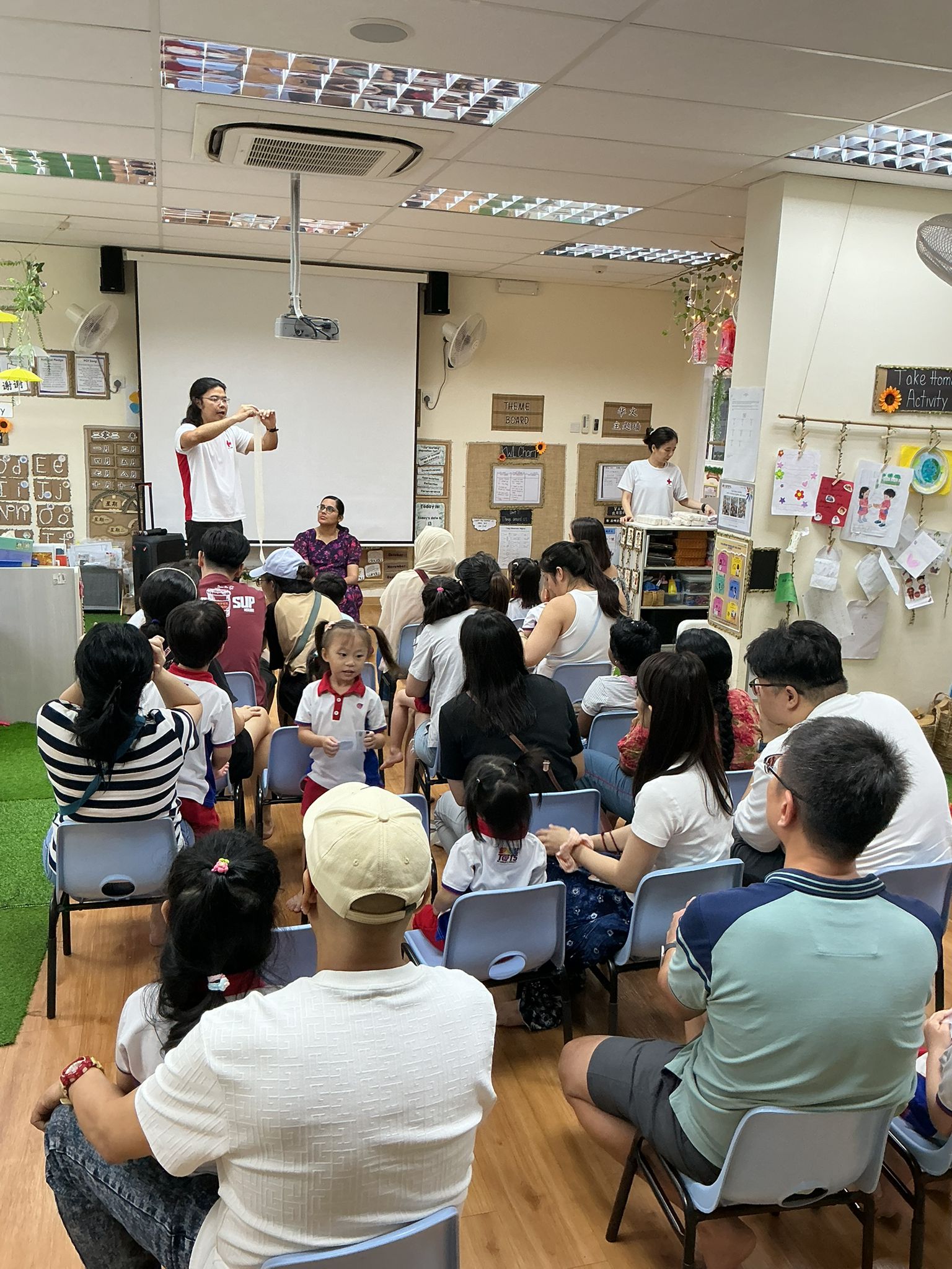 Basic Bandaging, Safety & Security Parental Workshop — photo 7