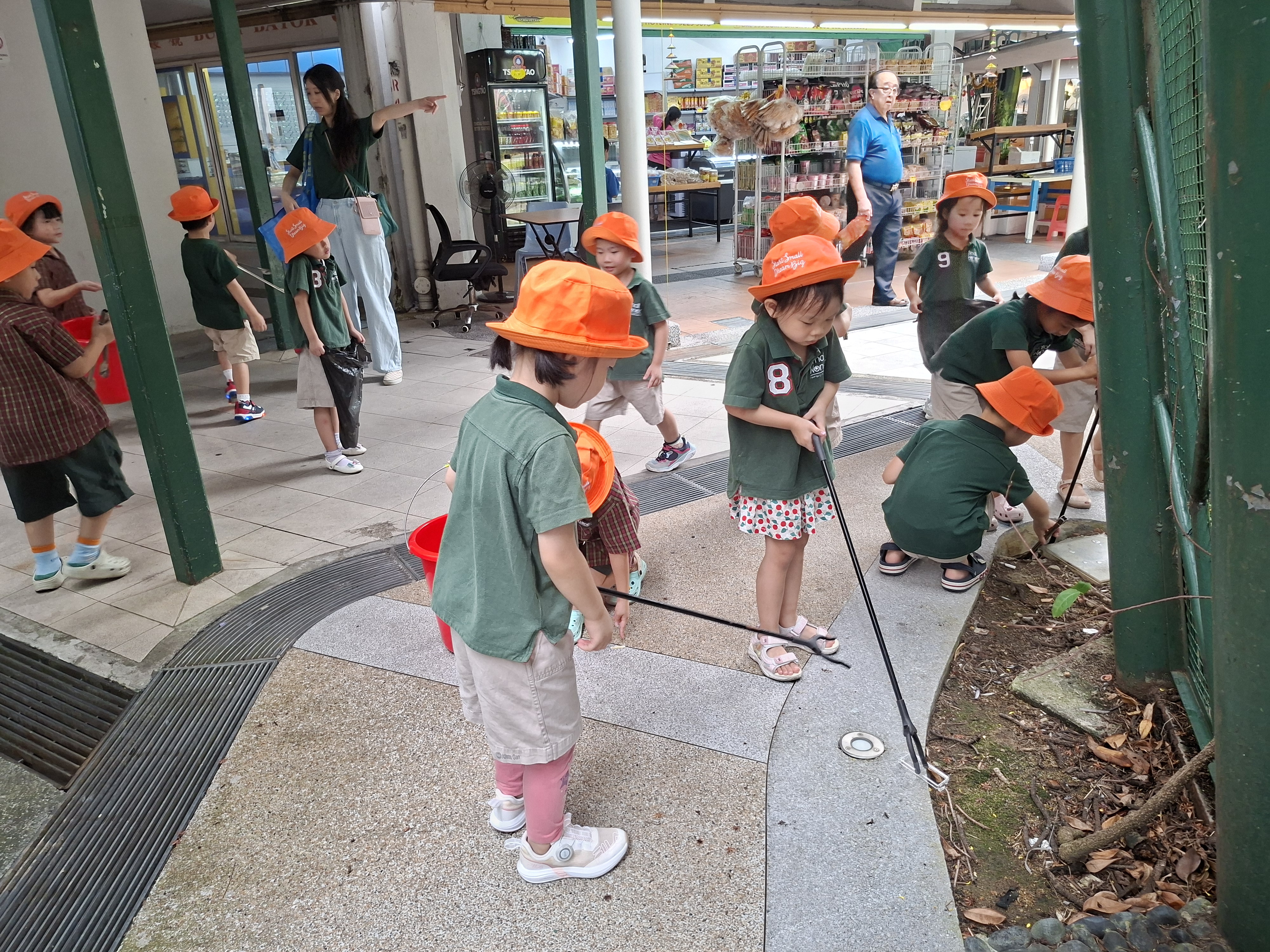 Keep Singapore Clean Initiative with Public Hygiene Council — photo 15