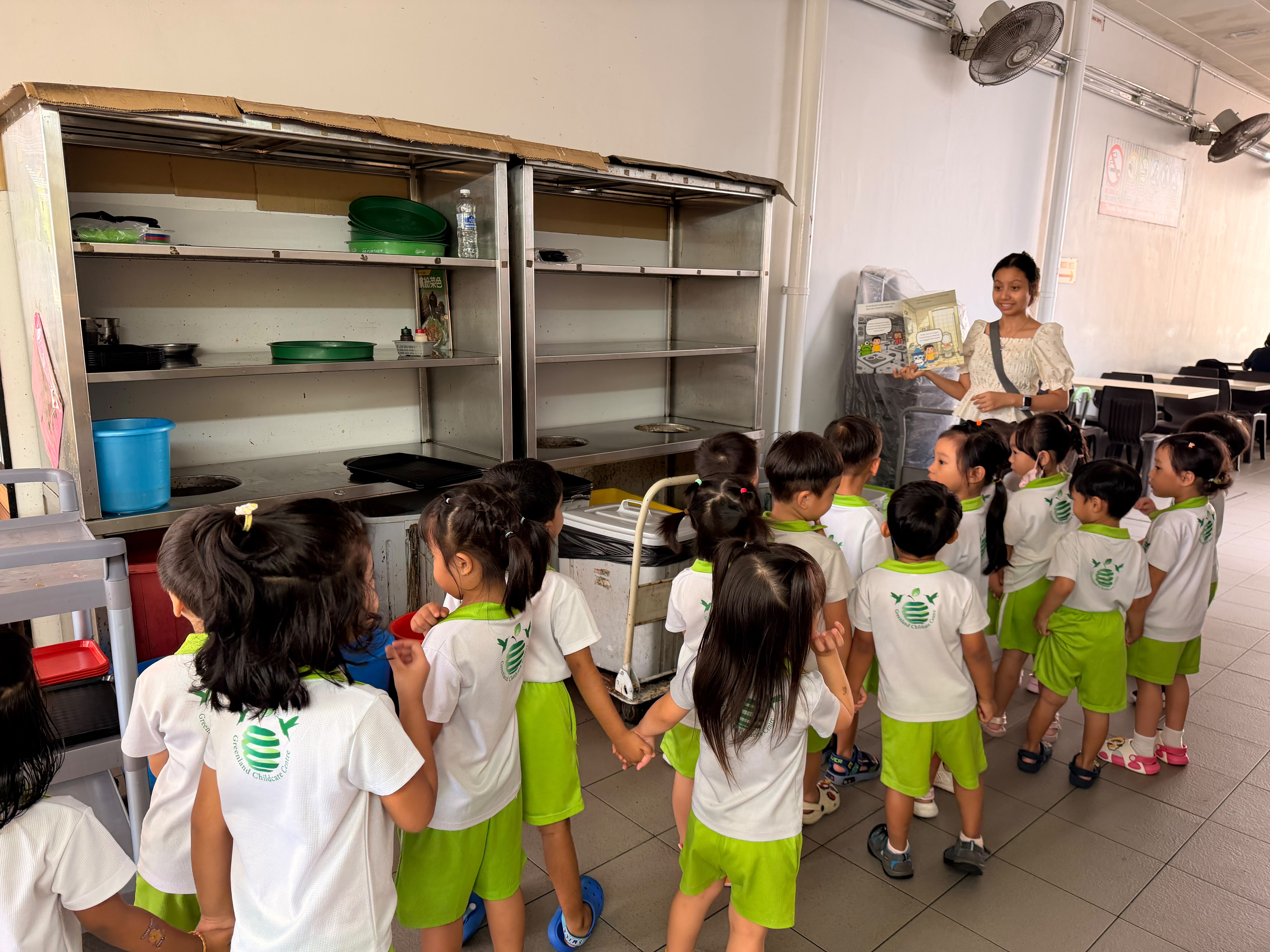 Our Recycling Journey: Little Eco-Heroes in Action — photo 8