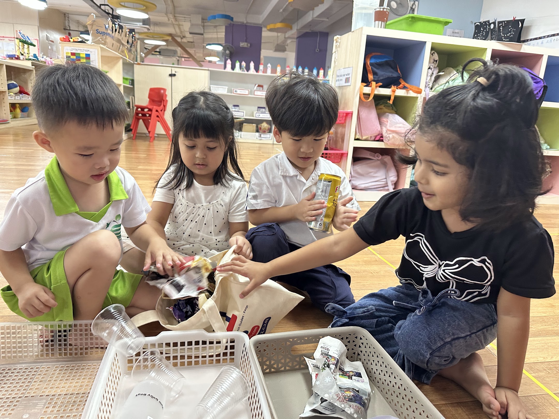 Our Recycling Journey: Little Eco-Heroes in Action — photo 11
