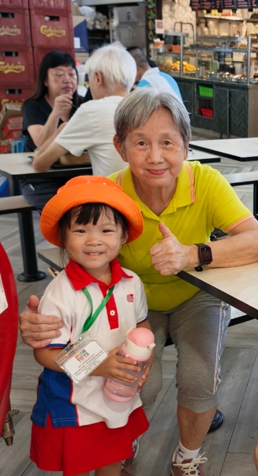 Sharing Our Love for the Ocean: Community Outreach — photo 2