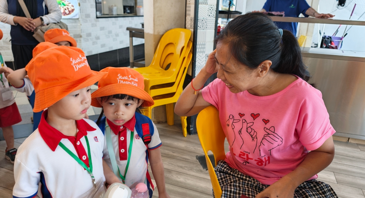 Sharing Our Love for the Ocean: Community Outreach — photo 6