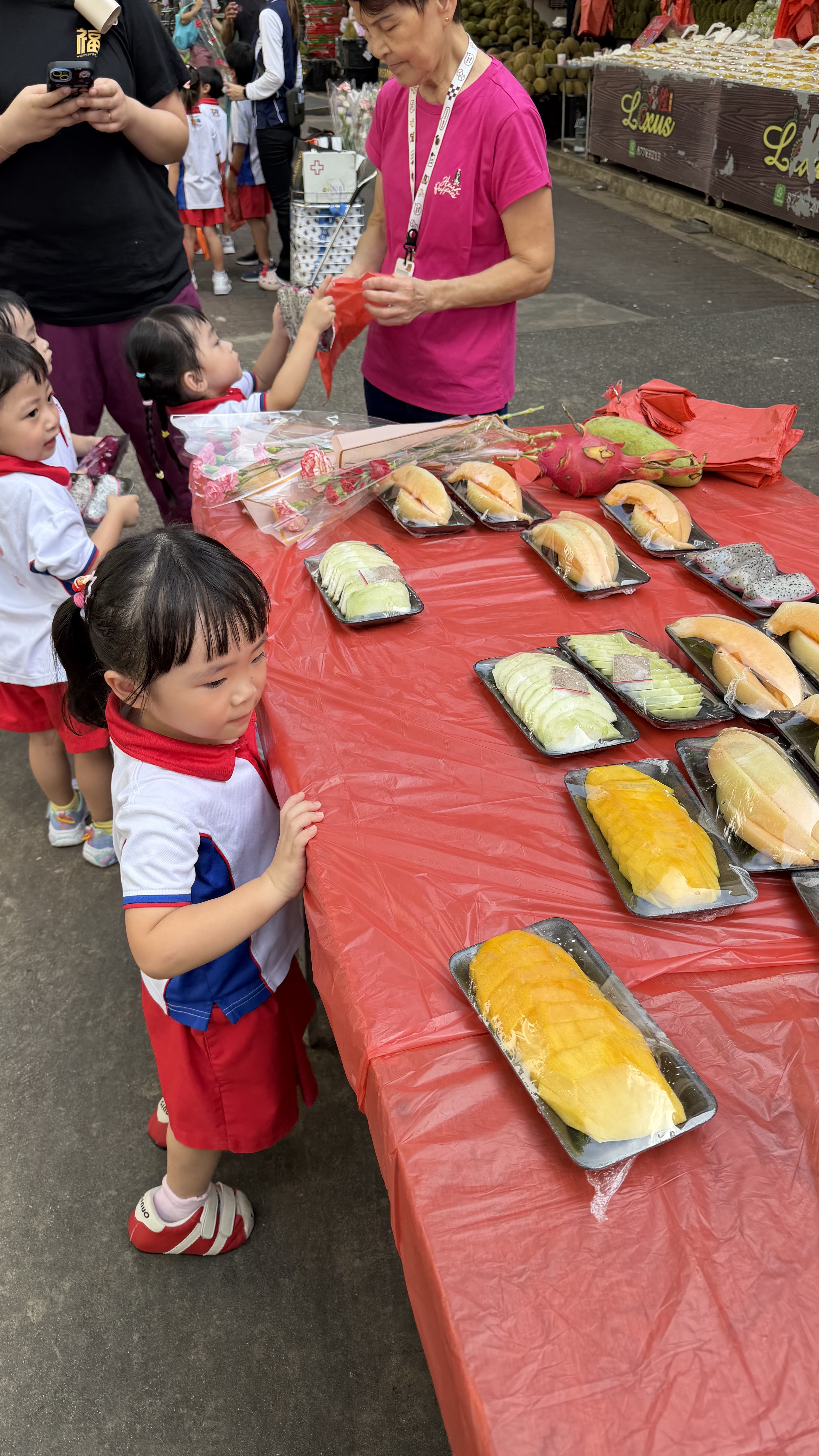 LITTLE FOOD HEROES: Learning Through Exploration — photo 20
