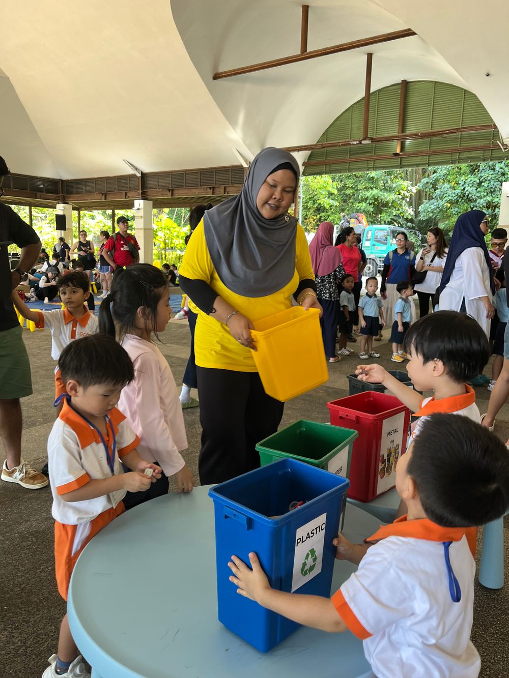 Singapore Go Green_ Let's Make Our City In Nature — photo 4