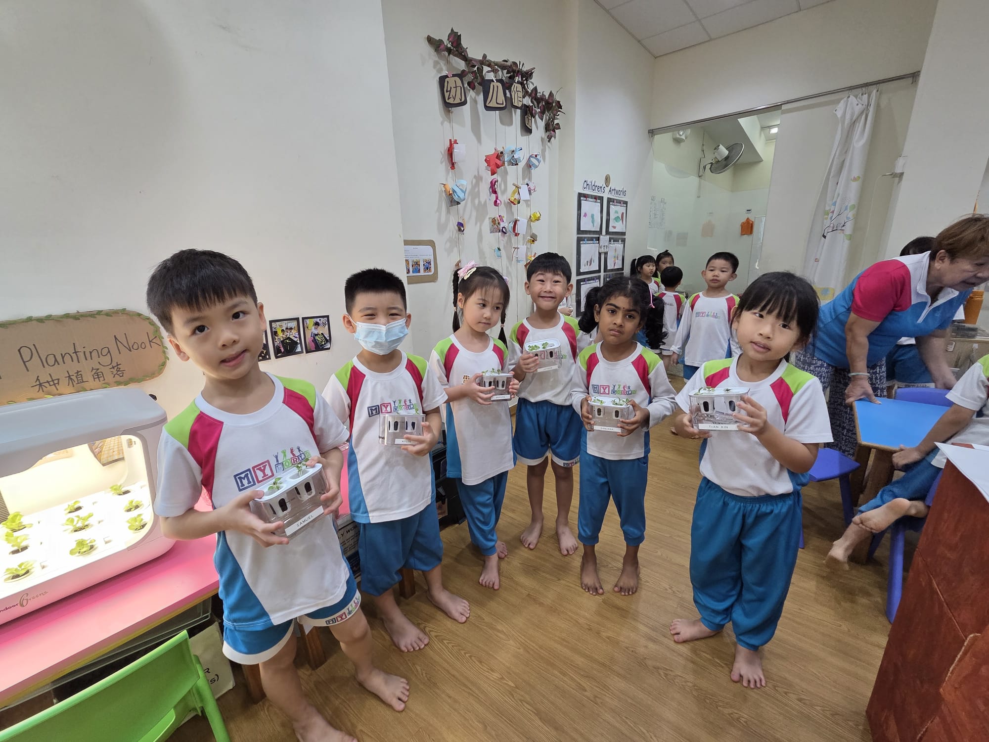 Hydroponics  Planting: K1 & K2 Class (24 August 2026)