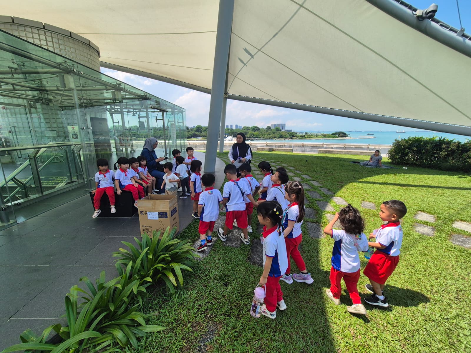 Story #2 Our Learning Journey to the Sustainable Singapore Gallery/Marina Barrage – Learning about sustainable efforts for a cleaner and greener environment — photo 2