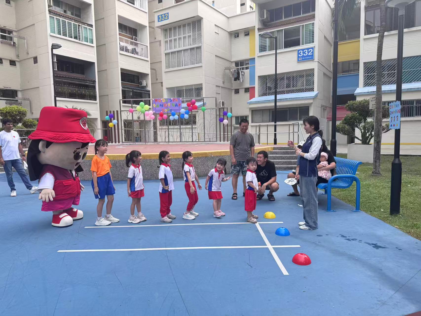 Story #3: Family Day – Connect hearts by connecting with our community — photo 2