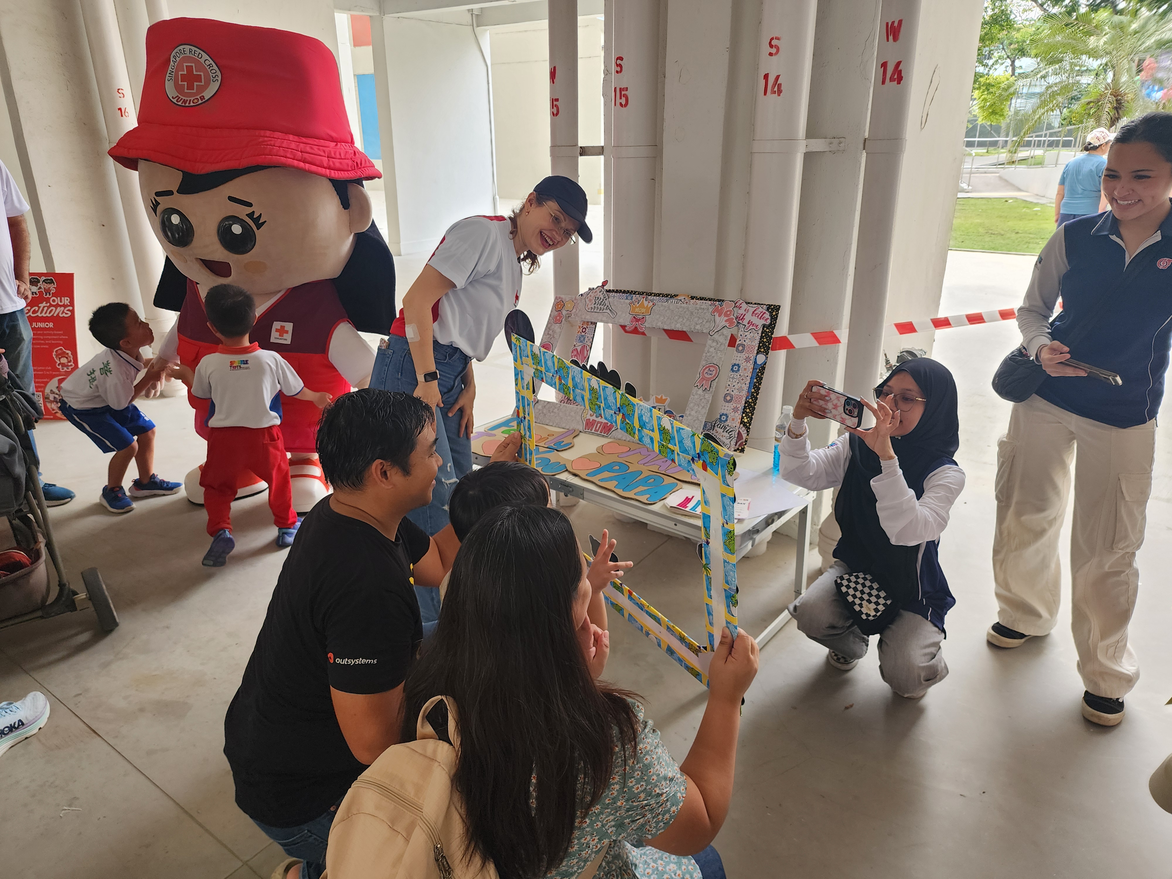 Story #3: Family Day – Connect hearts by connecting with our community — photo 7