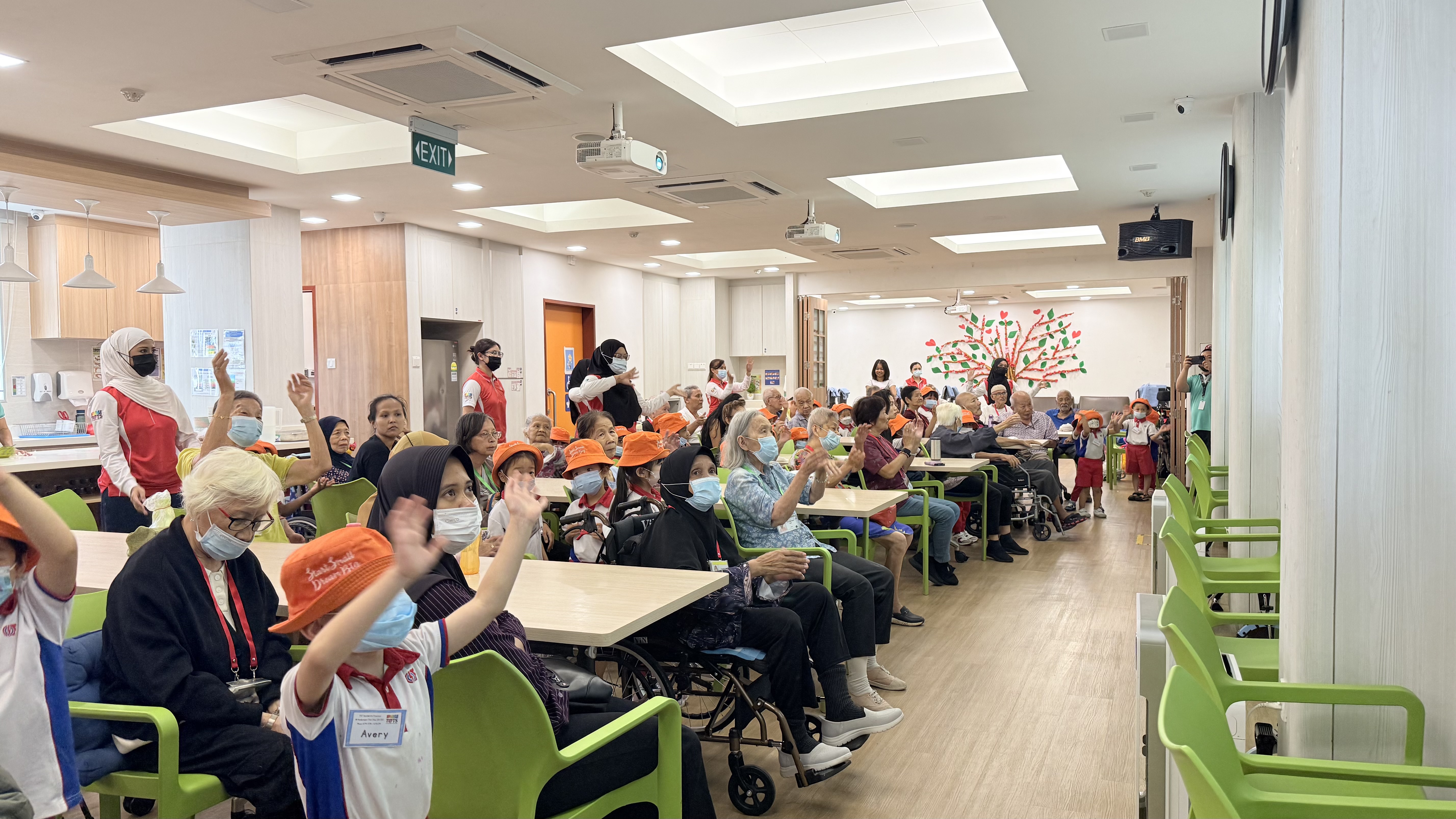 Story #4: A Meaningful Intergenerational National Day Celebration in SparkleCare – A short visit that warmed all our hearts — photo 5