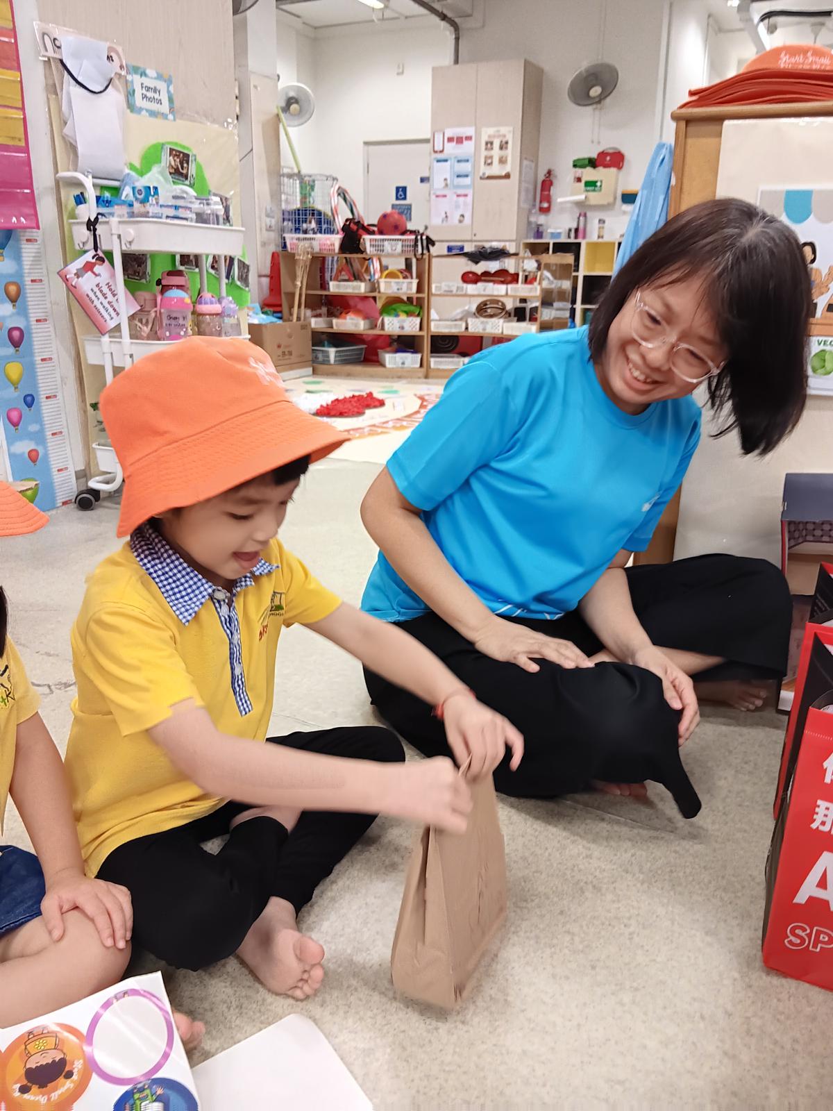 Helping Hands, Caring Hearts — photo 8