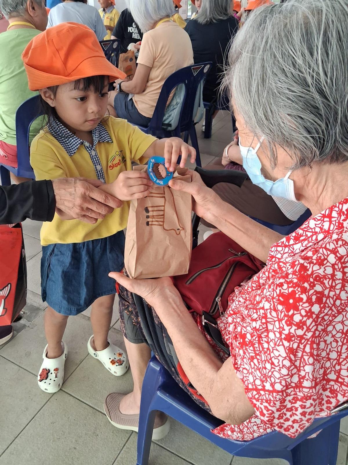 Helping Hands, Caring Hearts — photo 21