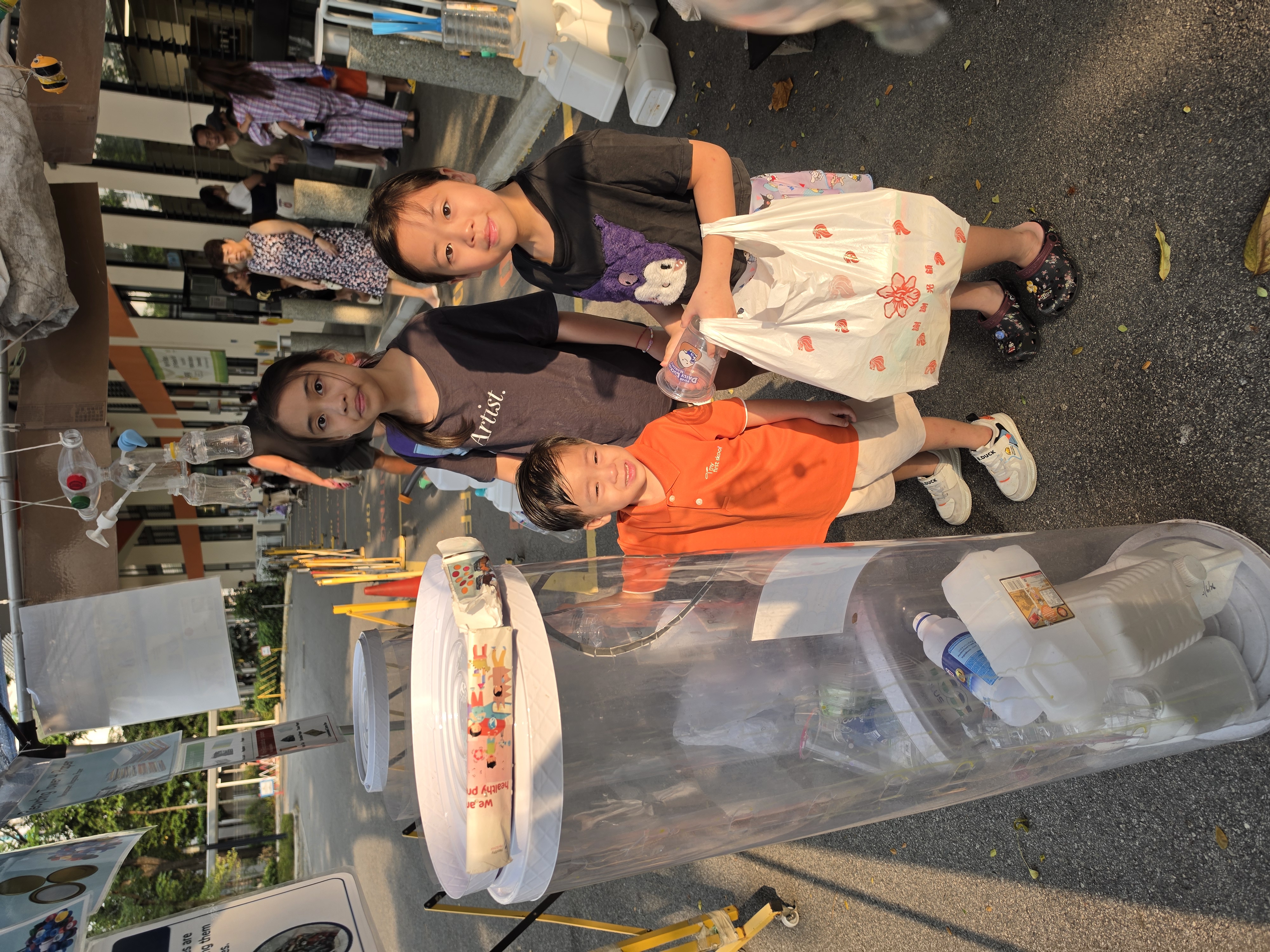 Little Hands, Big Impact: Rescuing Resources, Caring for Our Neighbourhood — photo 5
