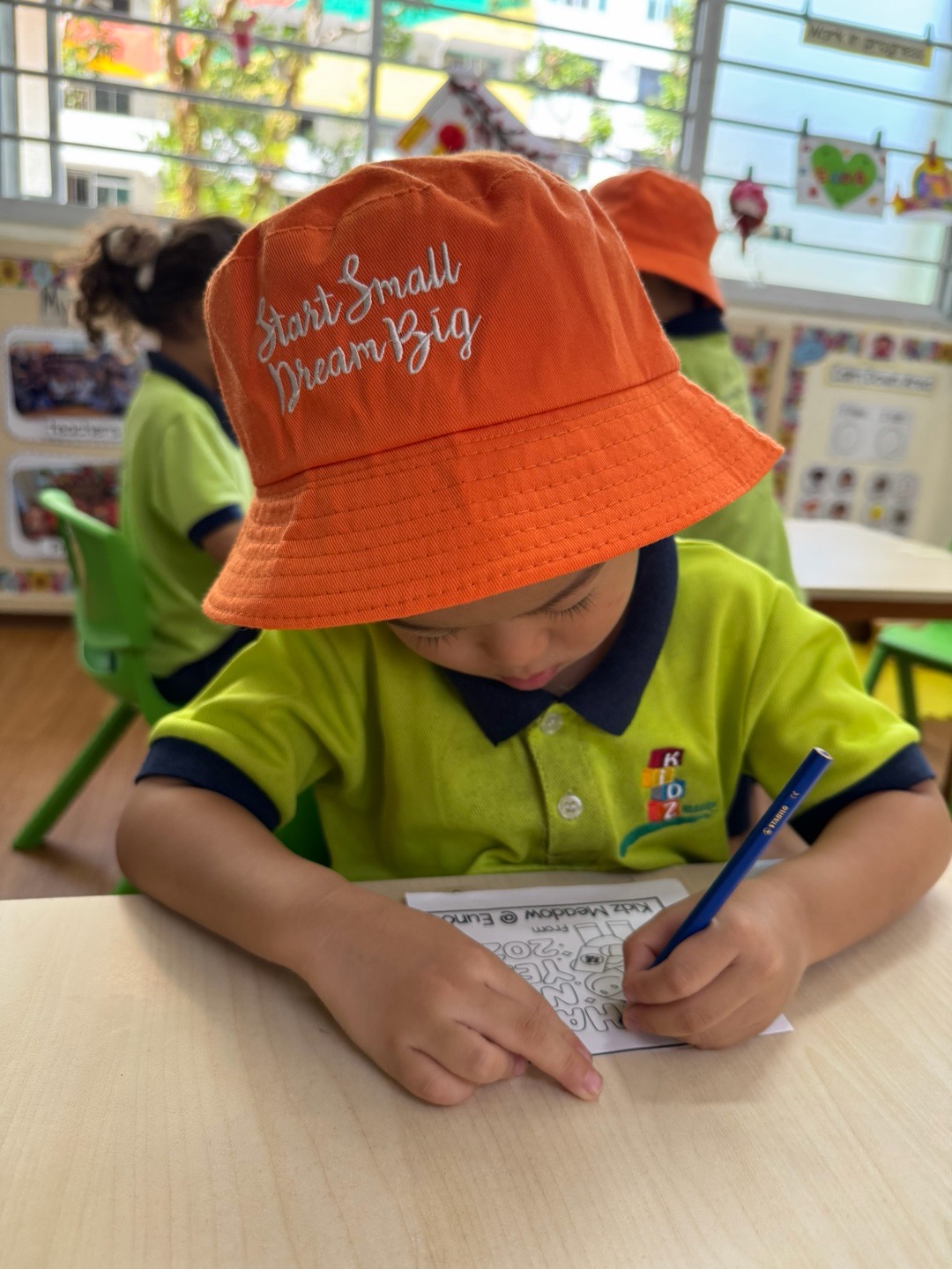Orange Distribution for CNY — photo 4