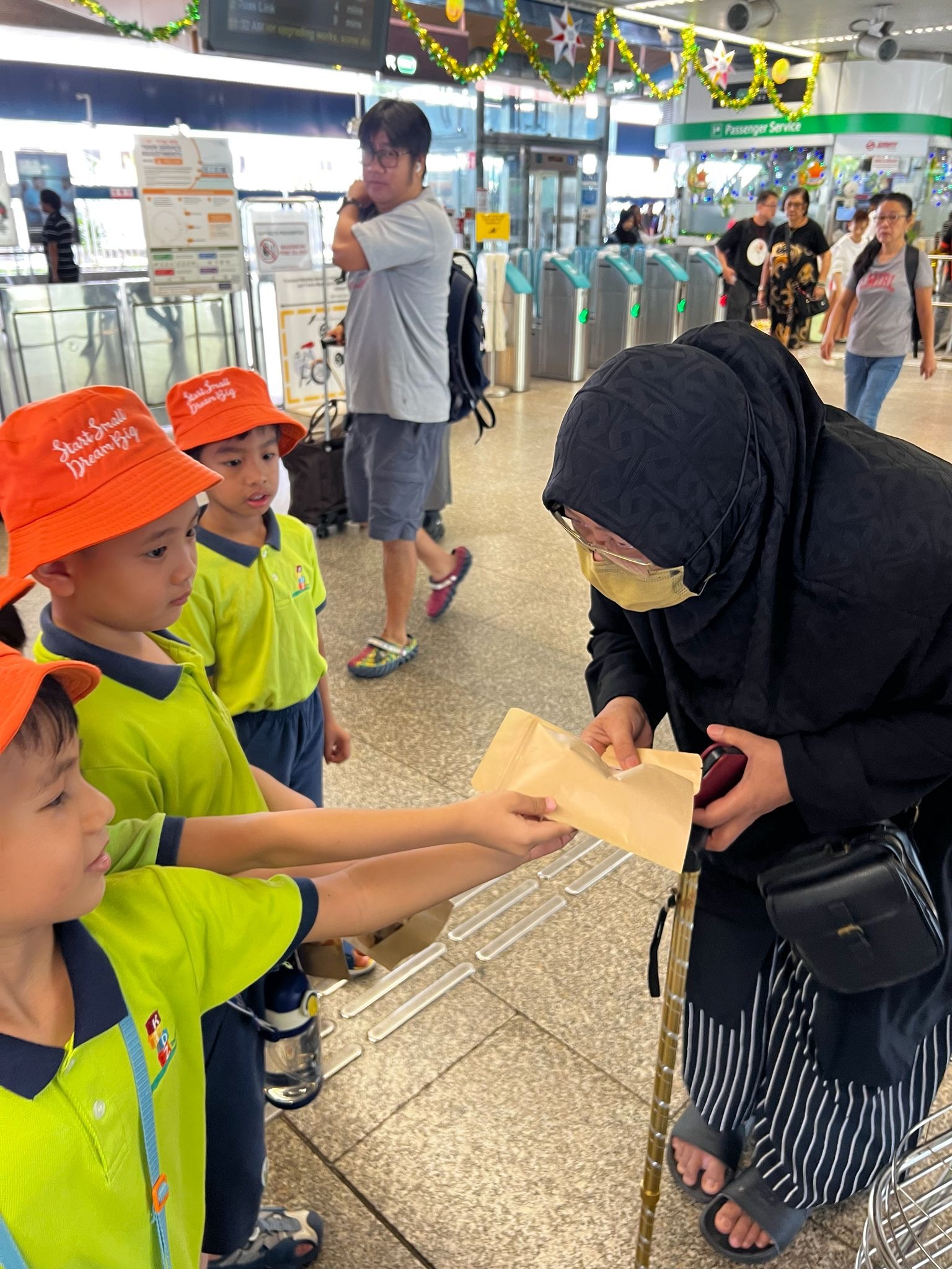Spreading Hari Raya Joy in Our Community — photo 10