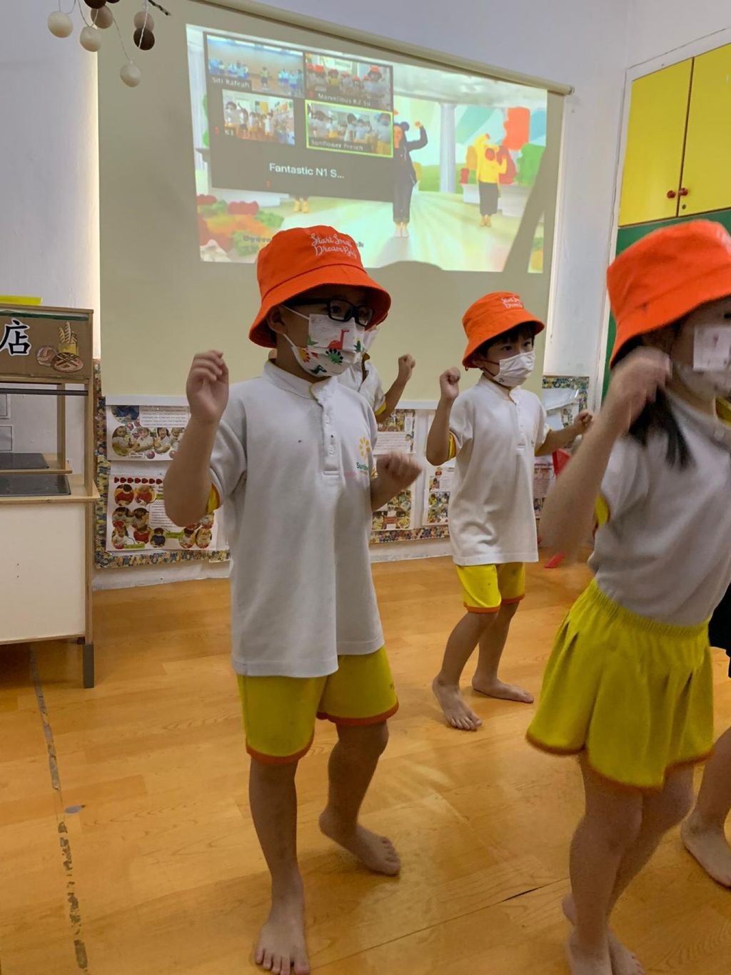Sunflower Preschool @ Frankel SSDB collaboration with Metta School on an inclusive society — photo 6