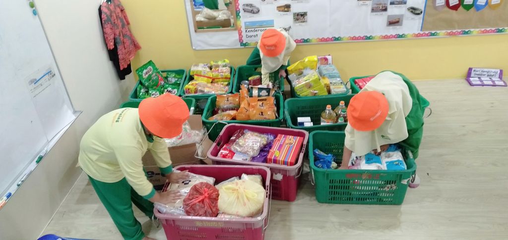 PROJECT GIFT-A-MEAL — photo 2